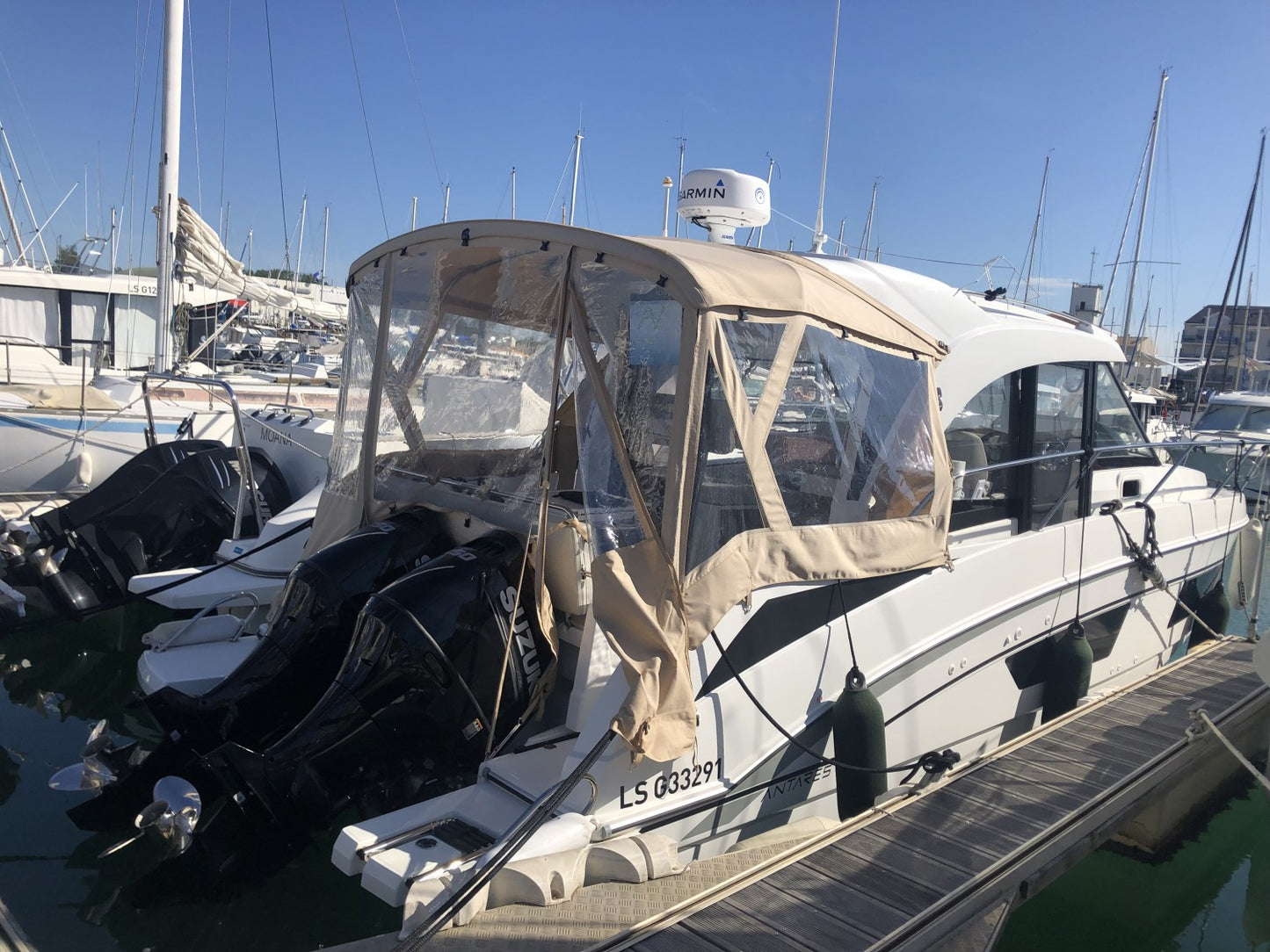 Beneteau Antares 9 OB