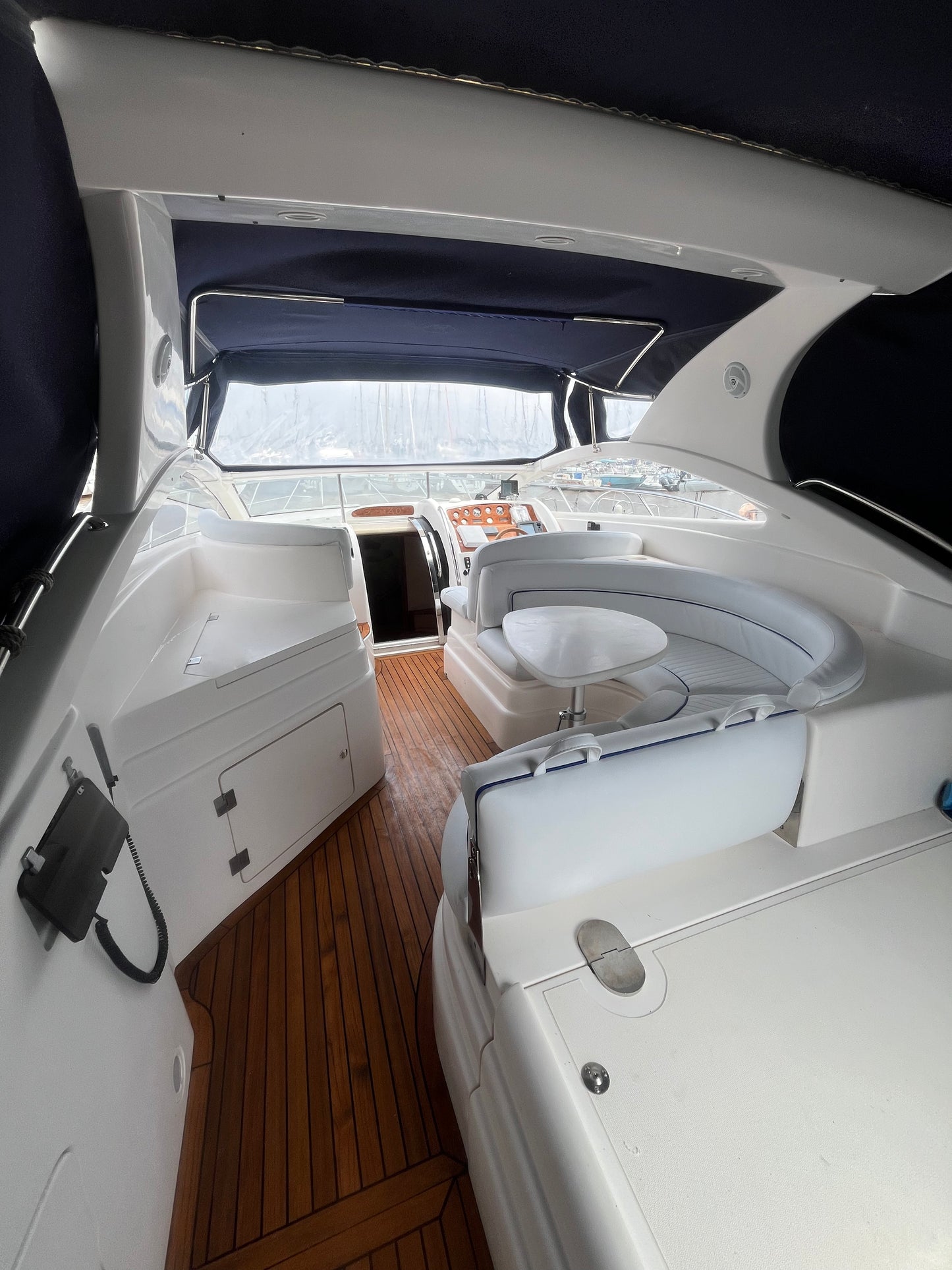 Astondoa 40