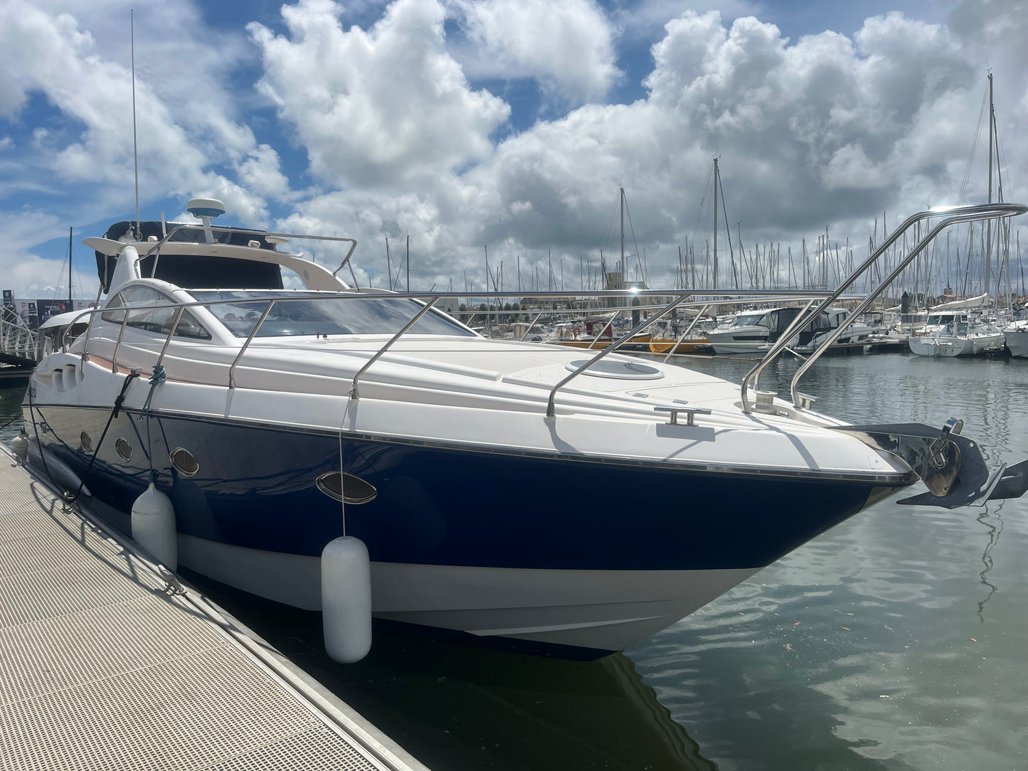 Astondoa 40