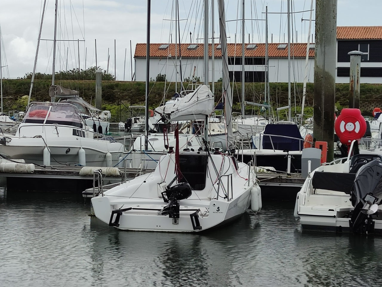 Beneteau First 24