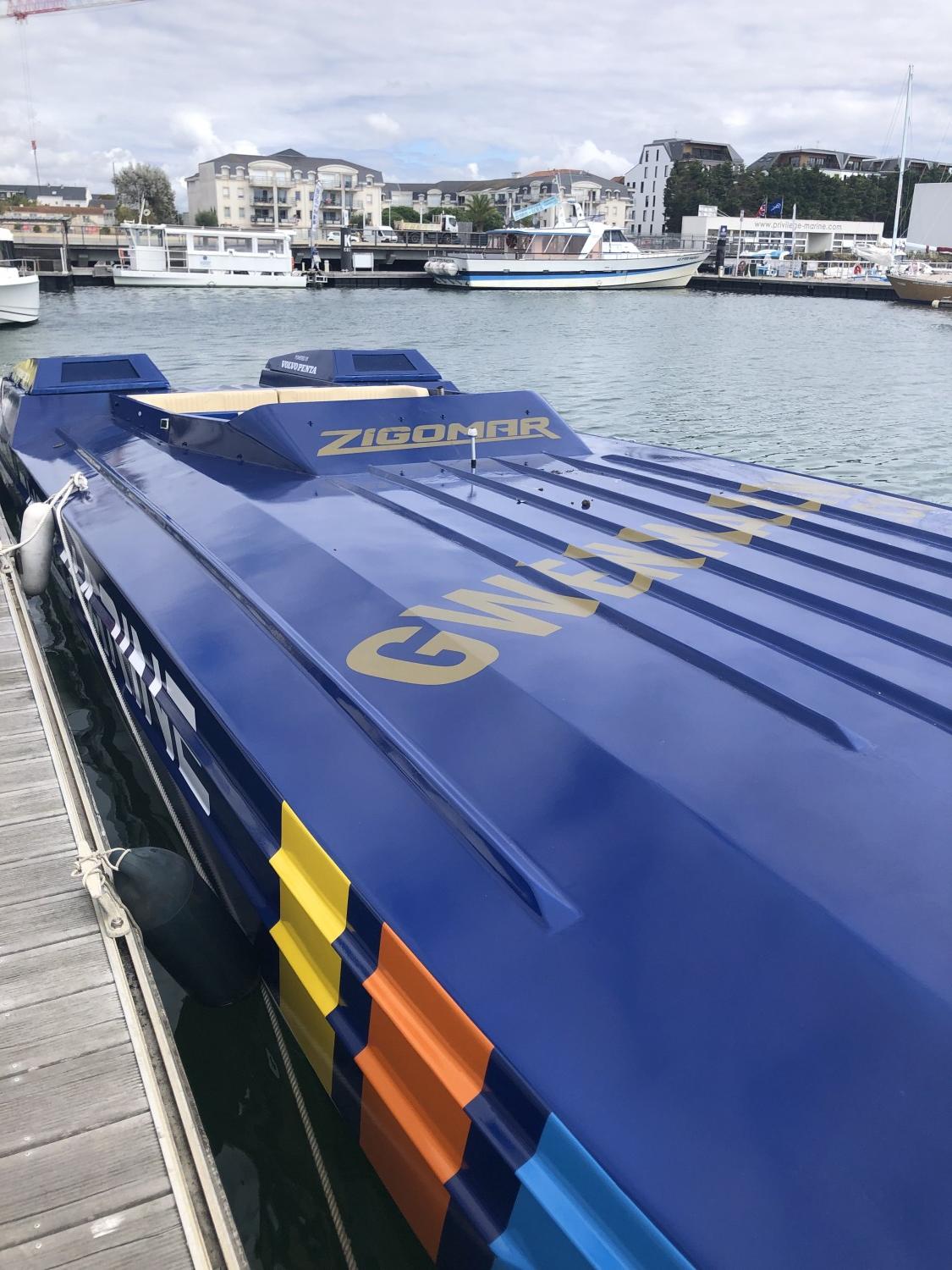 Catamaran offshore 42