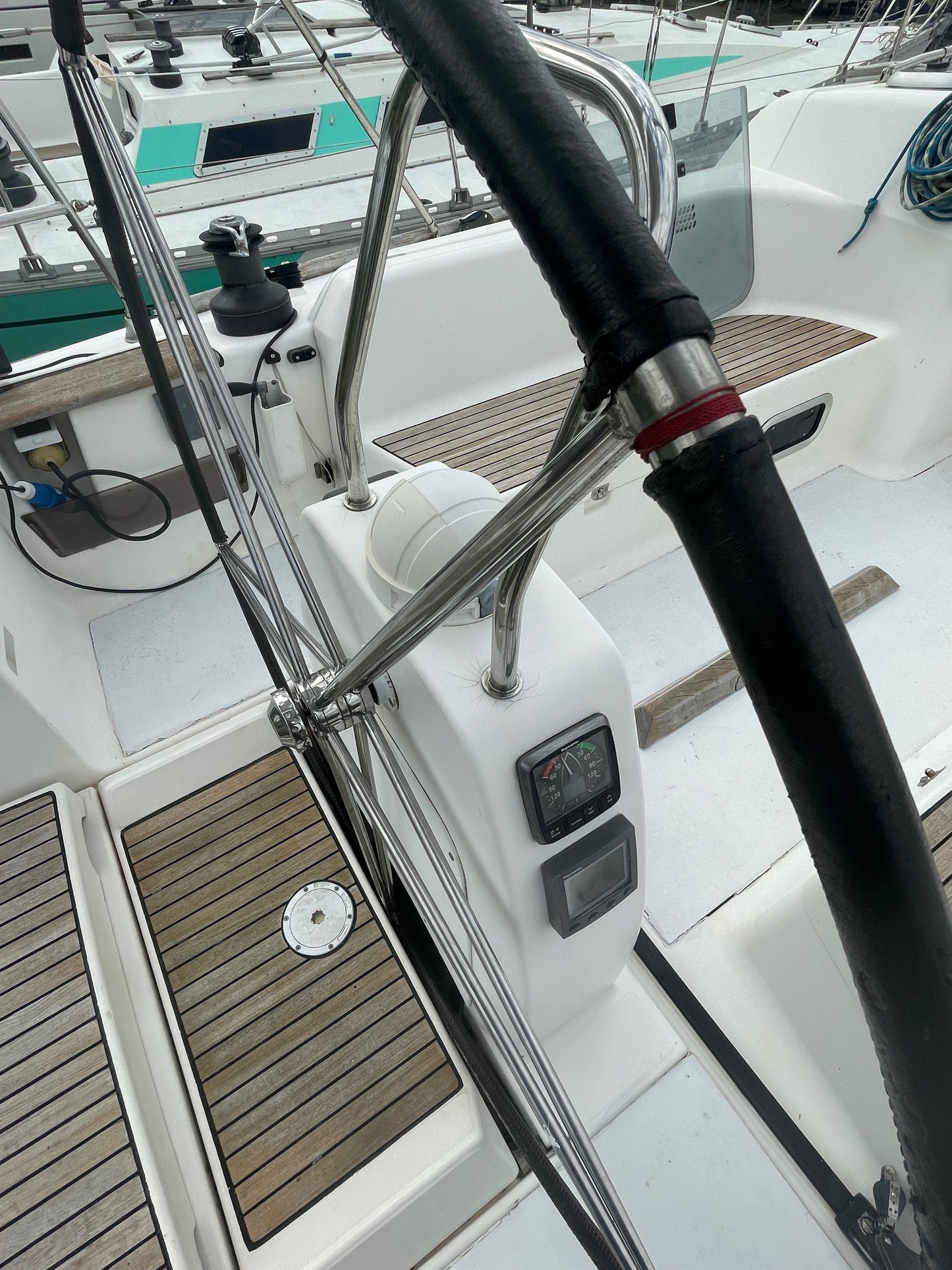 Dufour 40 performance