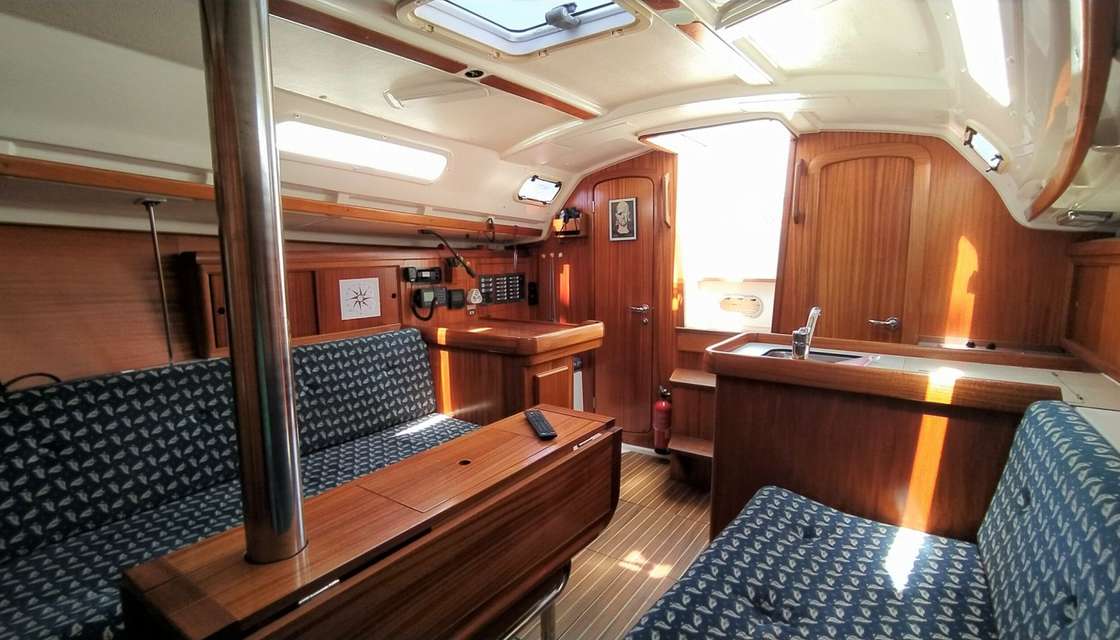 Dufour 32 DI