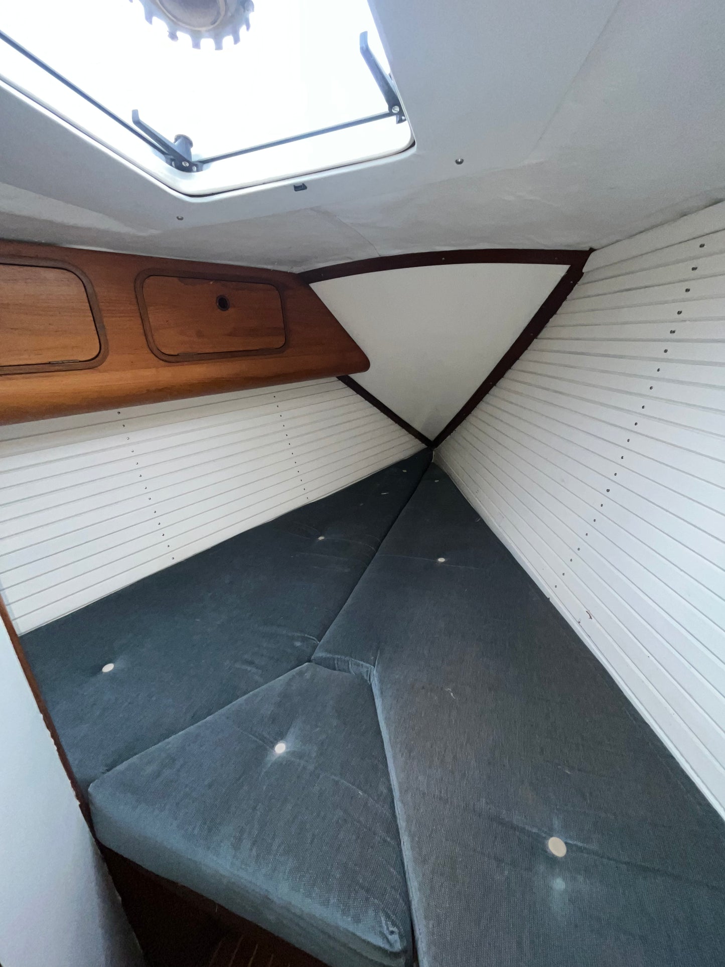 Beneteau First 405