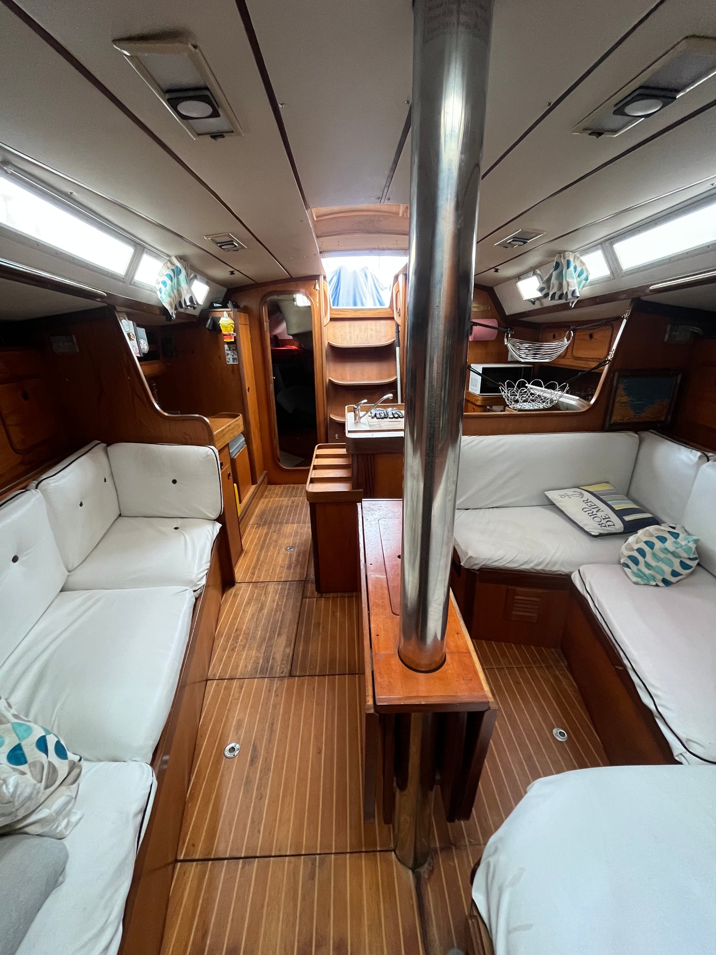 Beneteau First 405