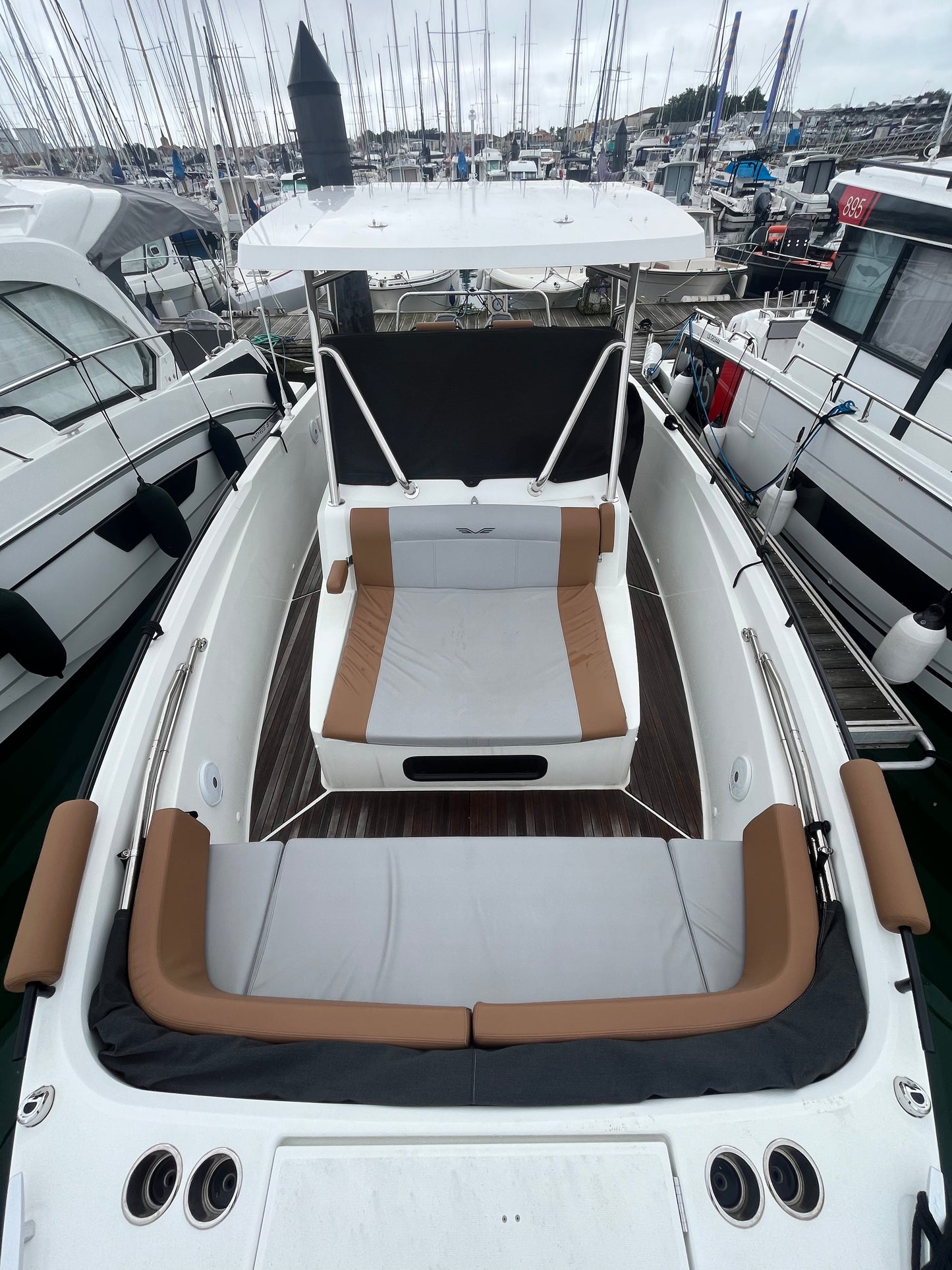 Beneteau flyer 9