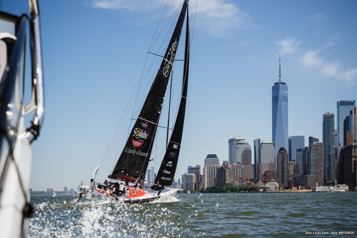 Imoca 60 D'leteren Group (ex-Spirit of Hungary)