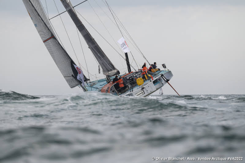 Imoca 60 D'leteren Group (ex-Spirit of Hungary)