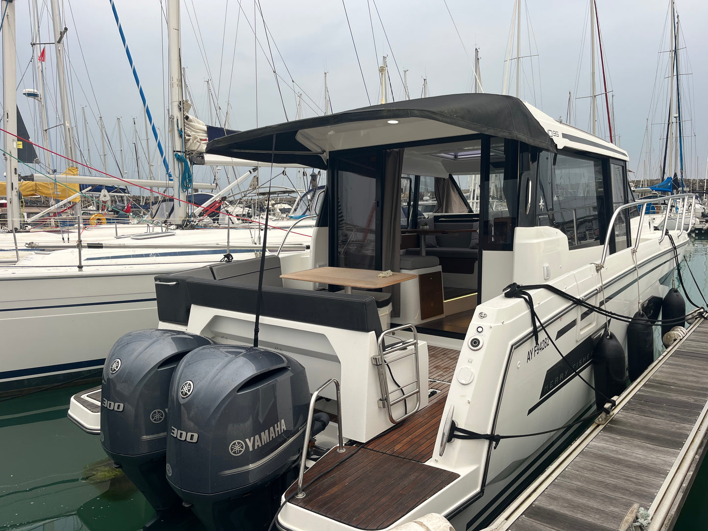 Jeanneau Merry Fisher 1095