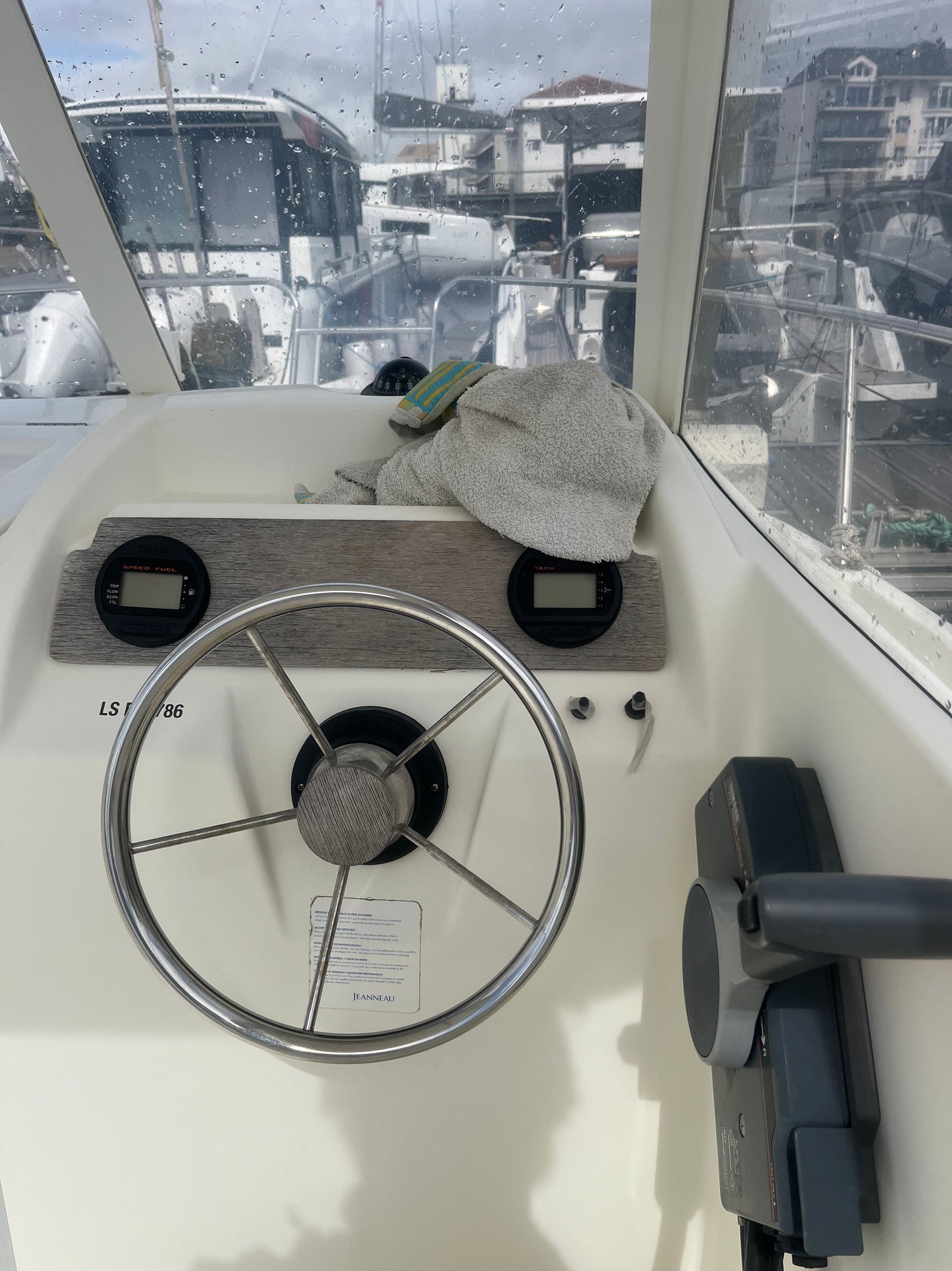 Jeanneau Merry Fisher 585