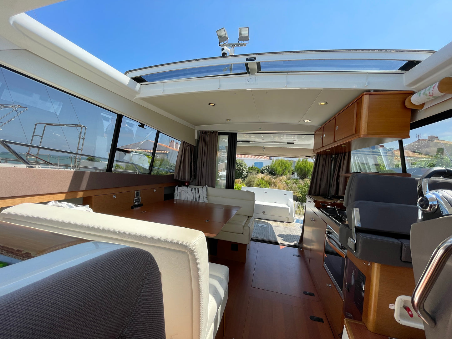 Jeanneau NC11