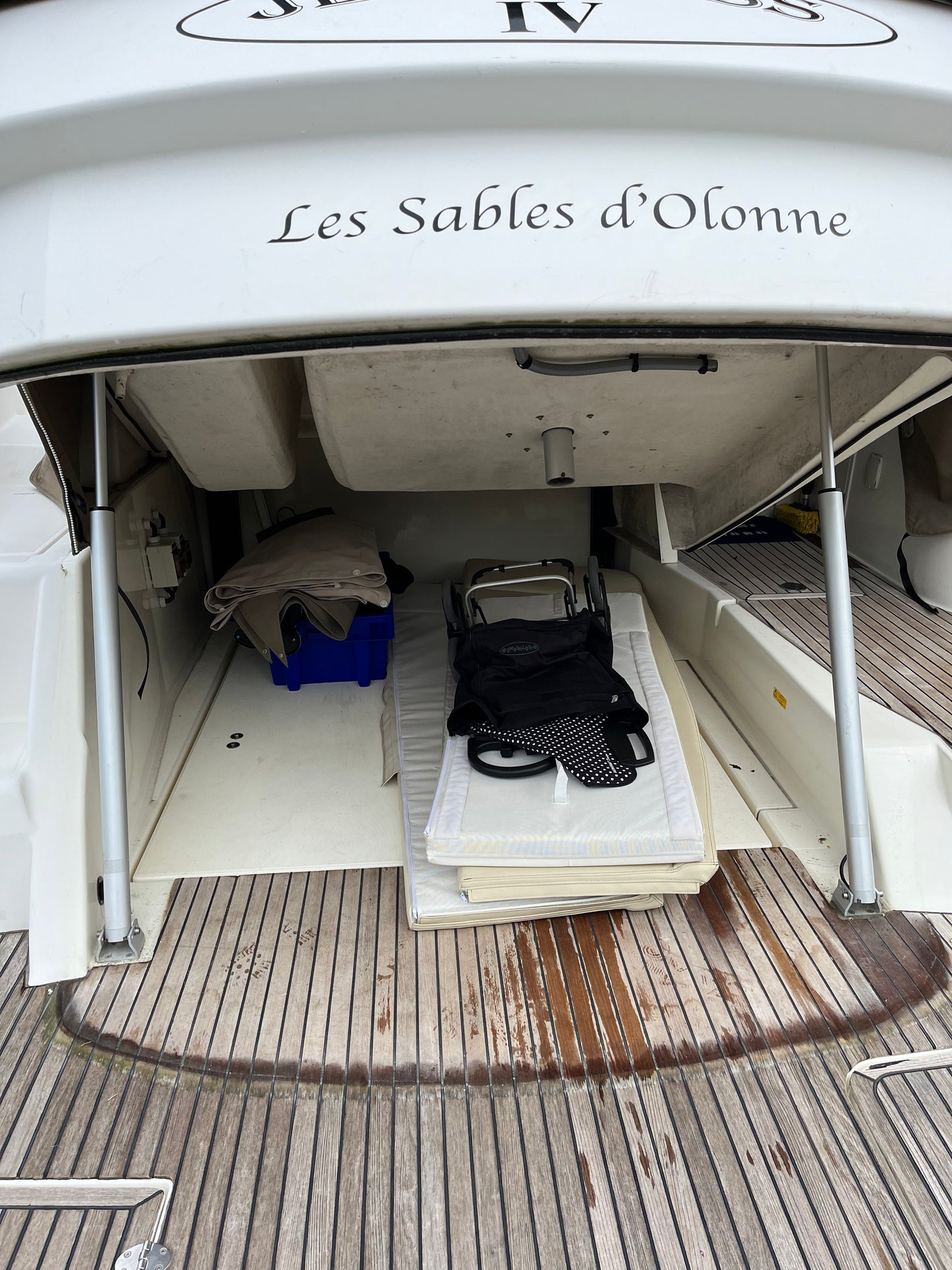 Prestige 42S