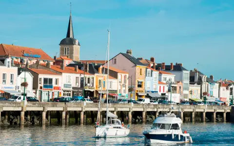 De la Chaume aux Sables d'Olonne : un itinéraire en Mini Moke électrique