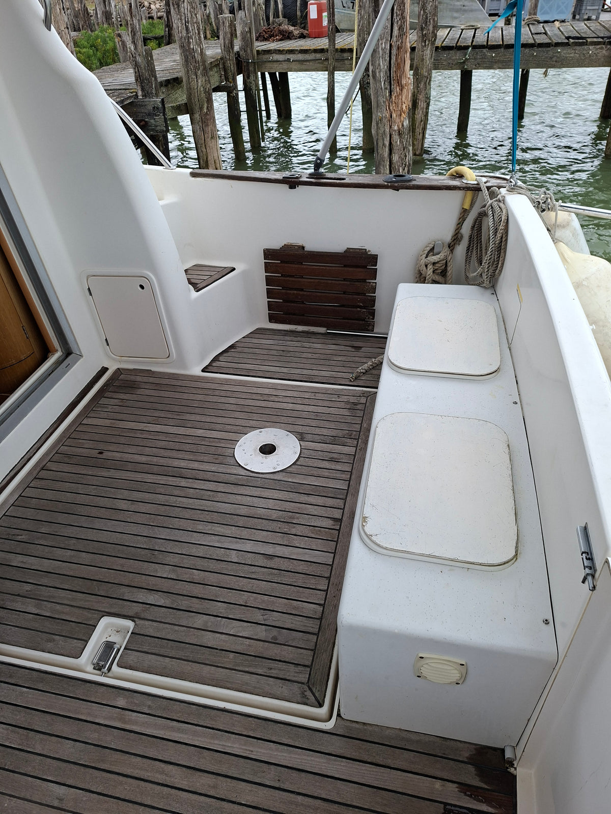 Jeanneau Merry Fisher 805