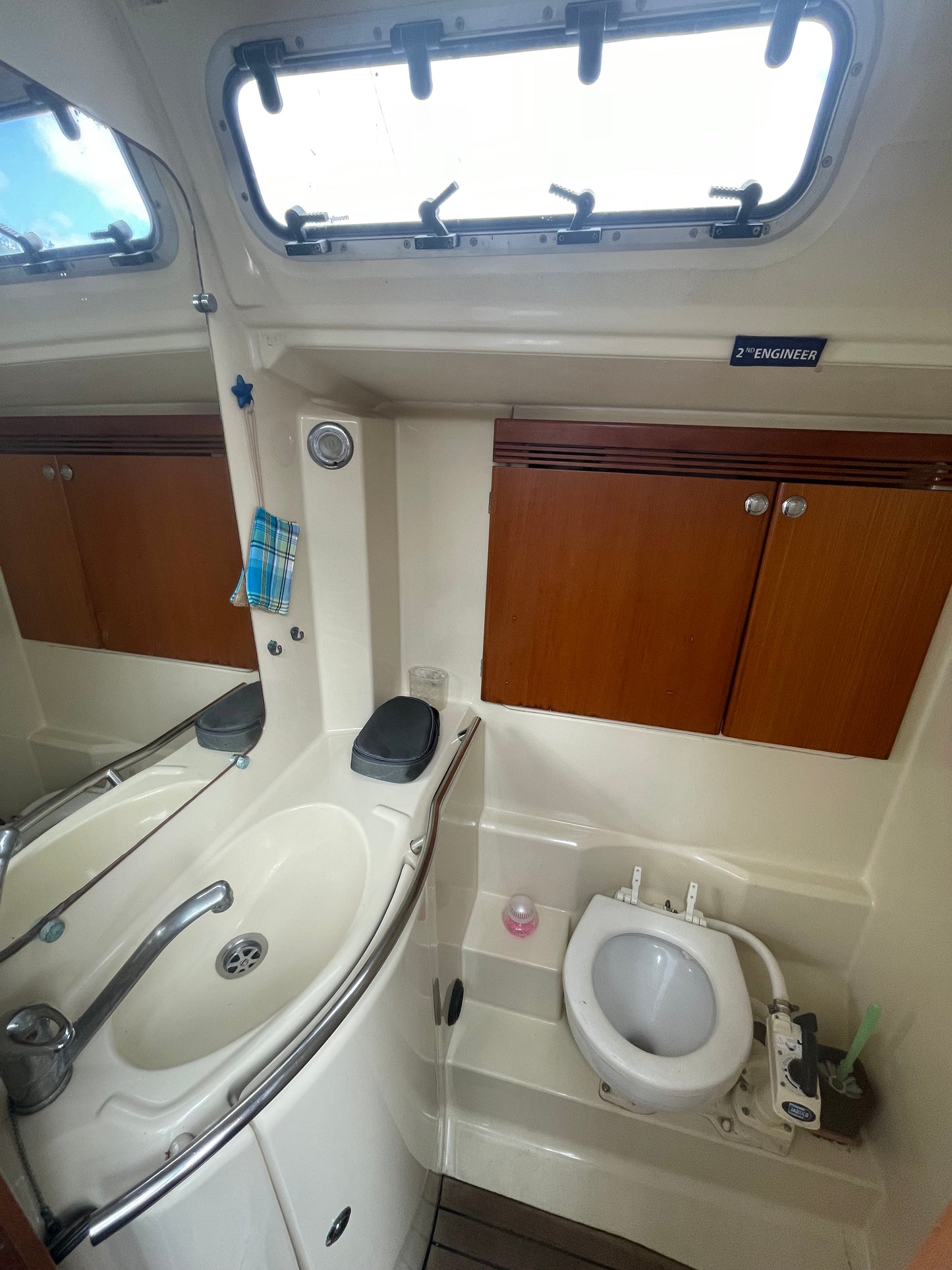 Dufour 40 performance