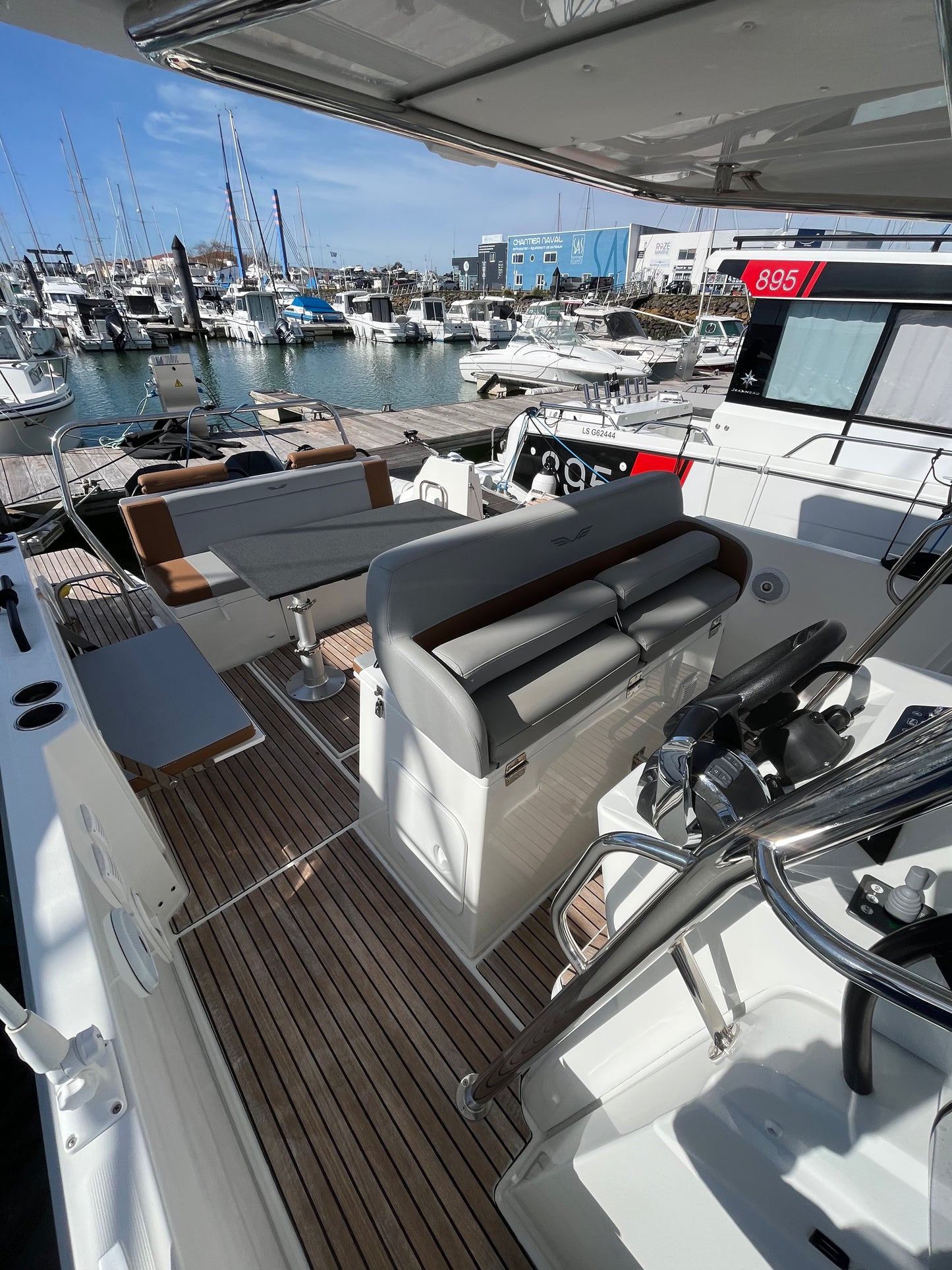 Beneteau flyer 9