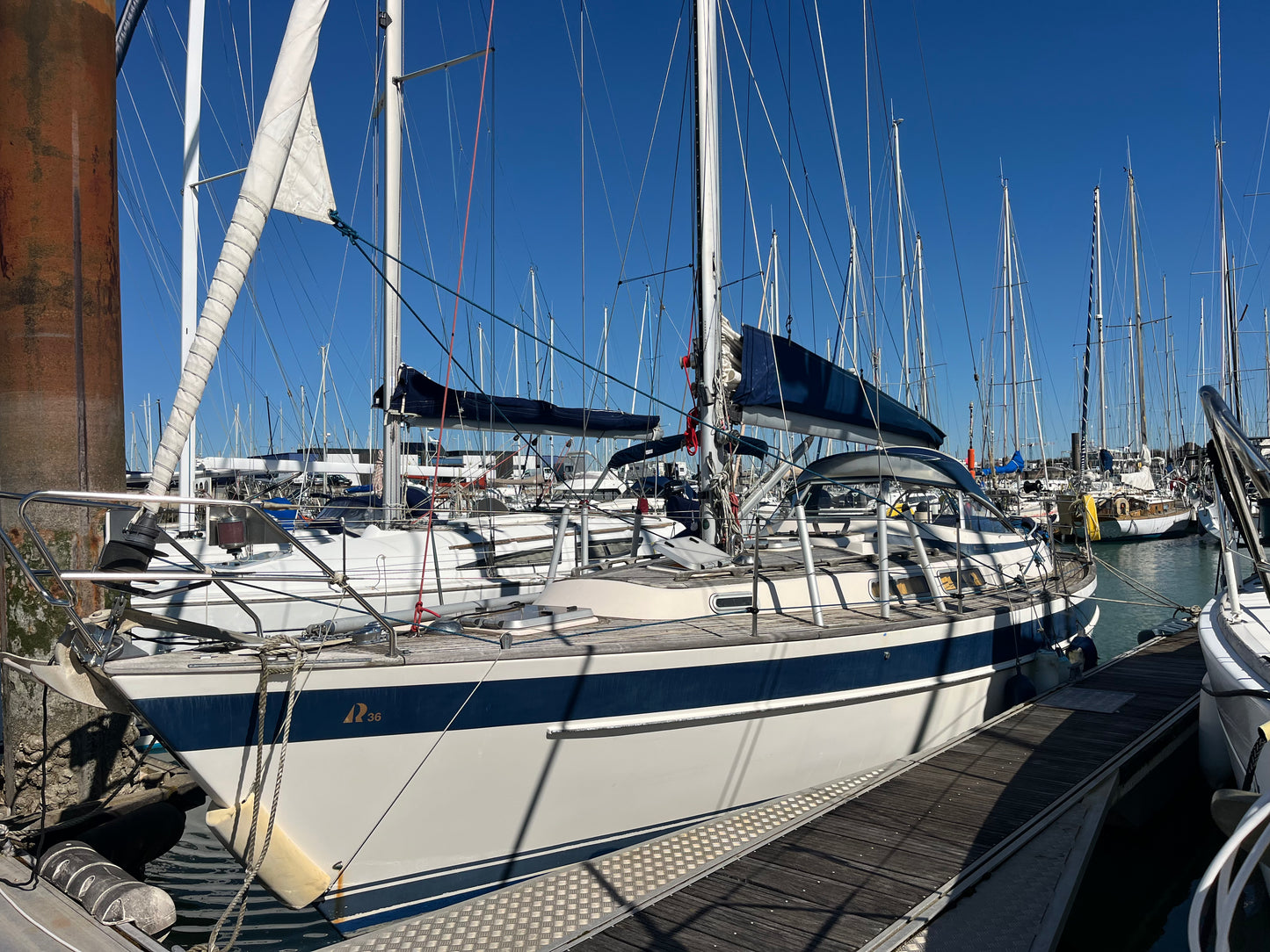 Hallberg Rassy 36