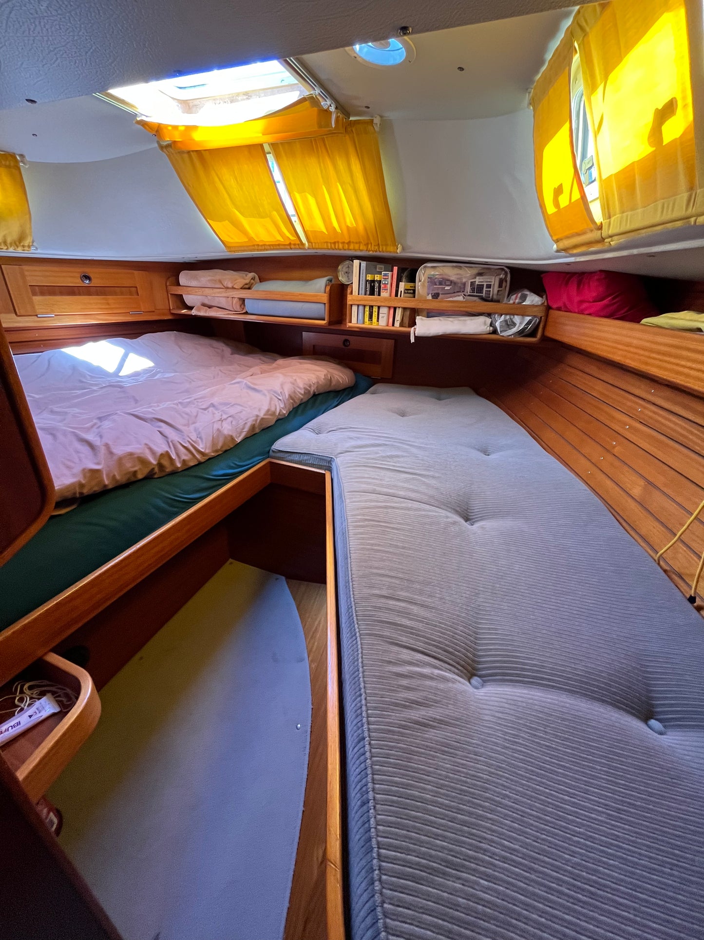 Hallberg Rassy 36