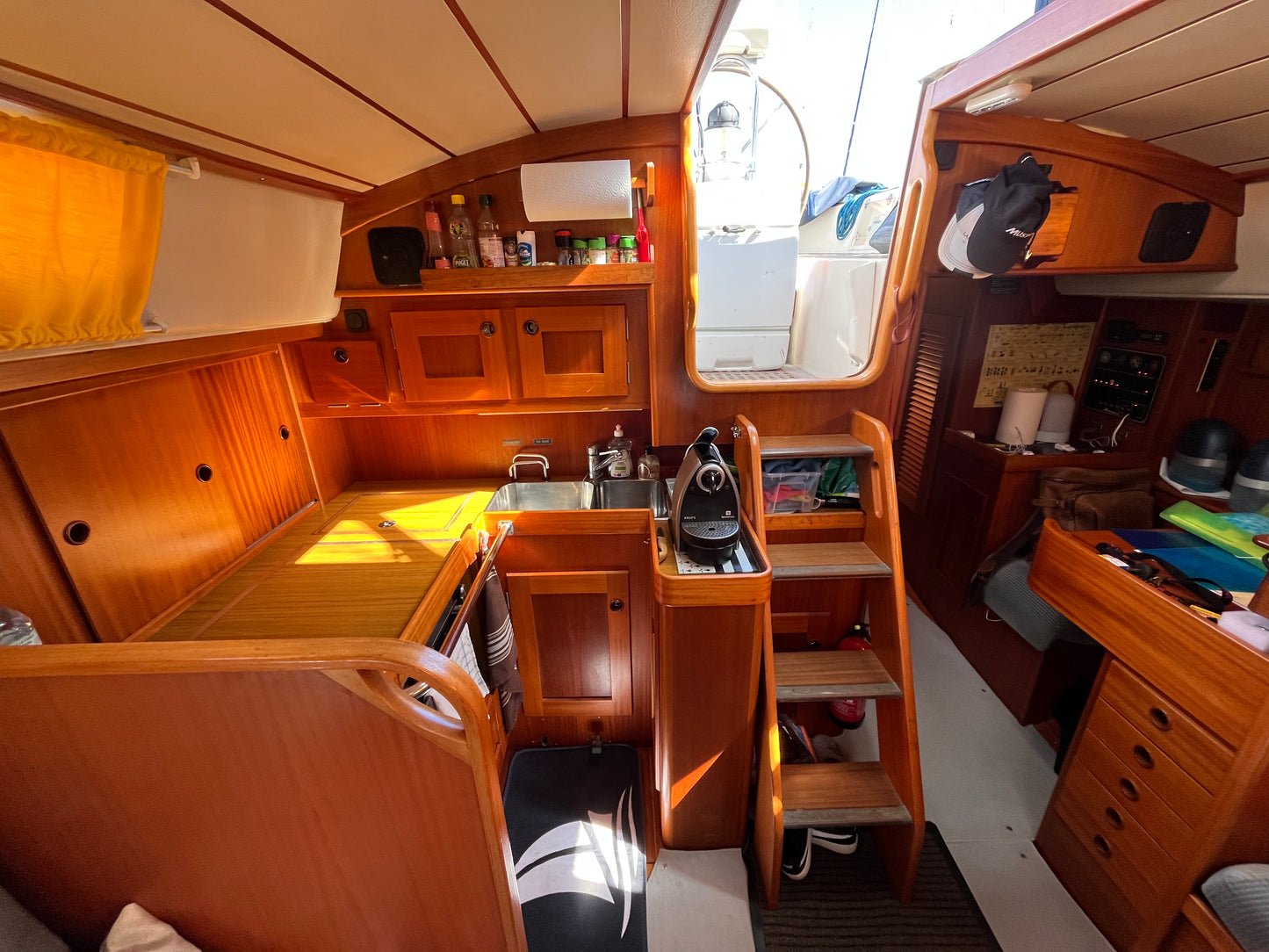 Hallberg Rassy 36