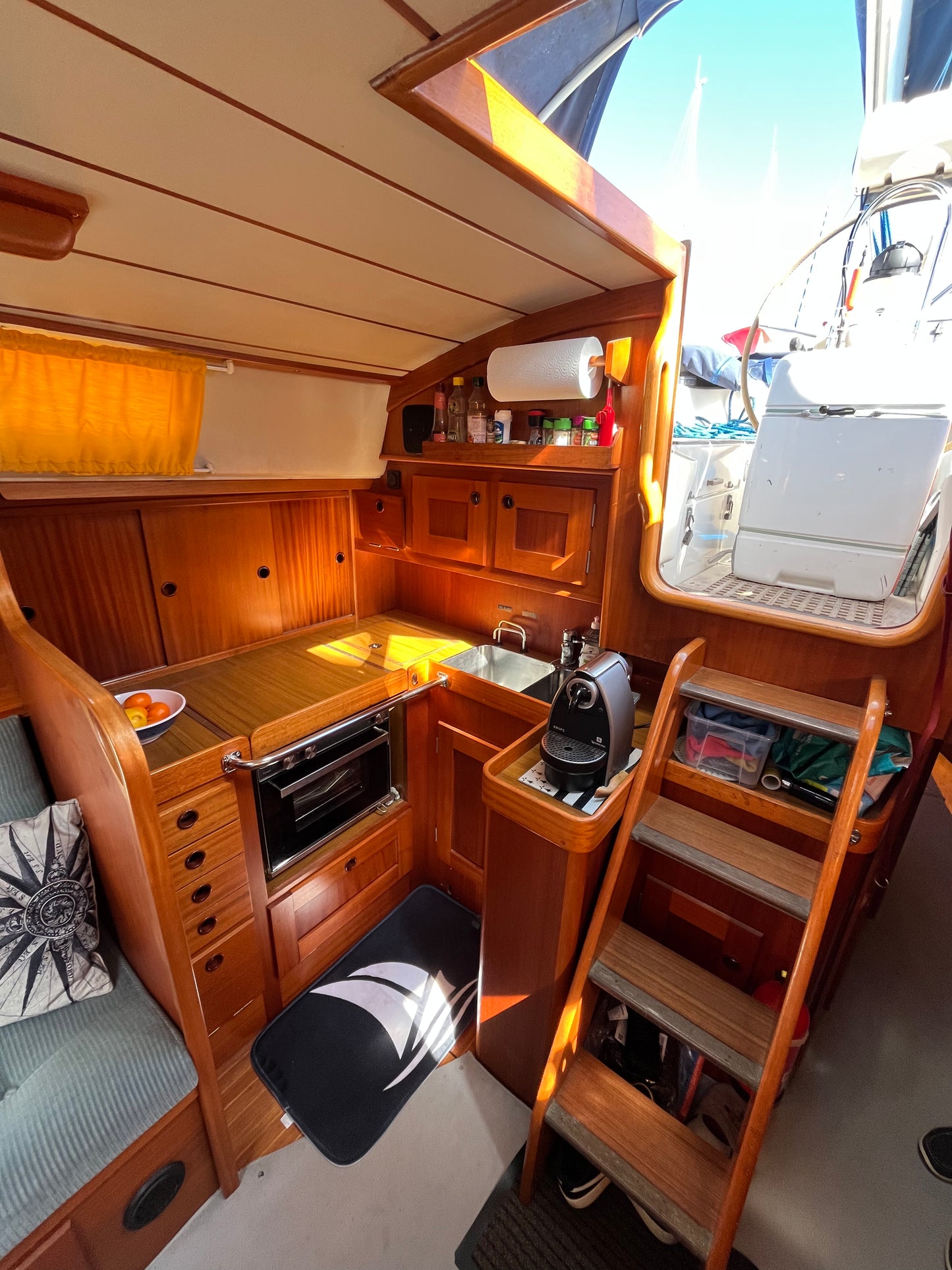Hallberg Rassy 36