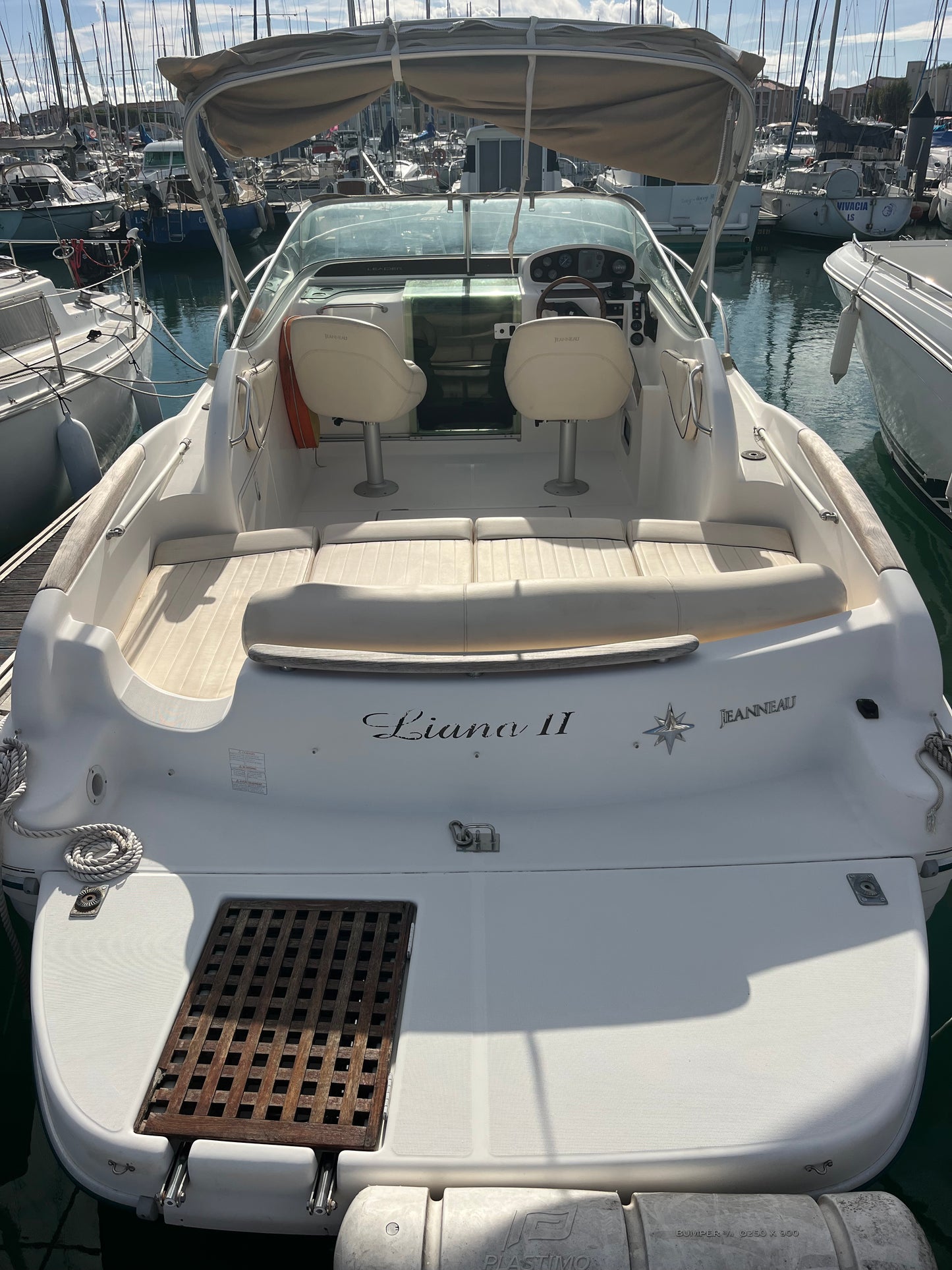 Jeanneau Leader 705