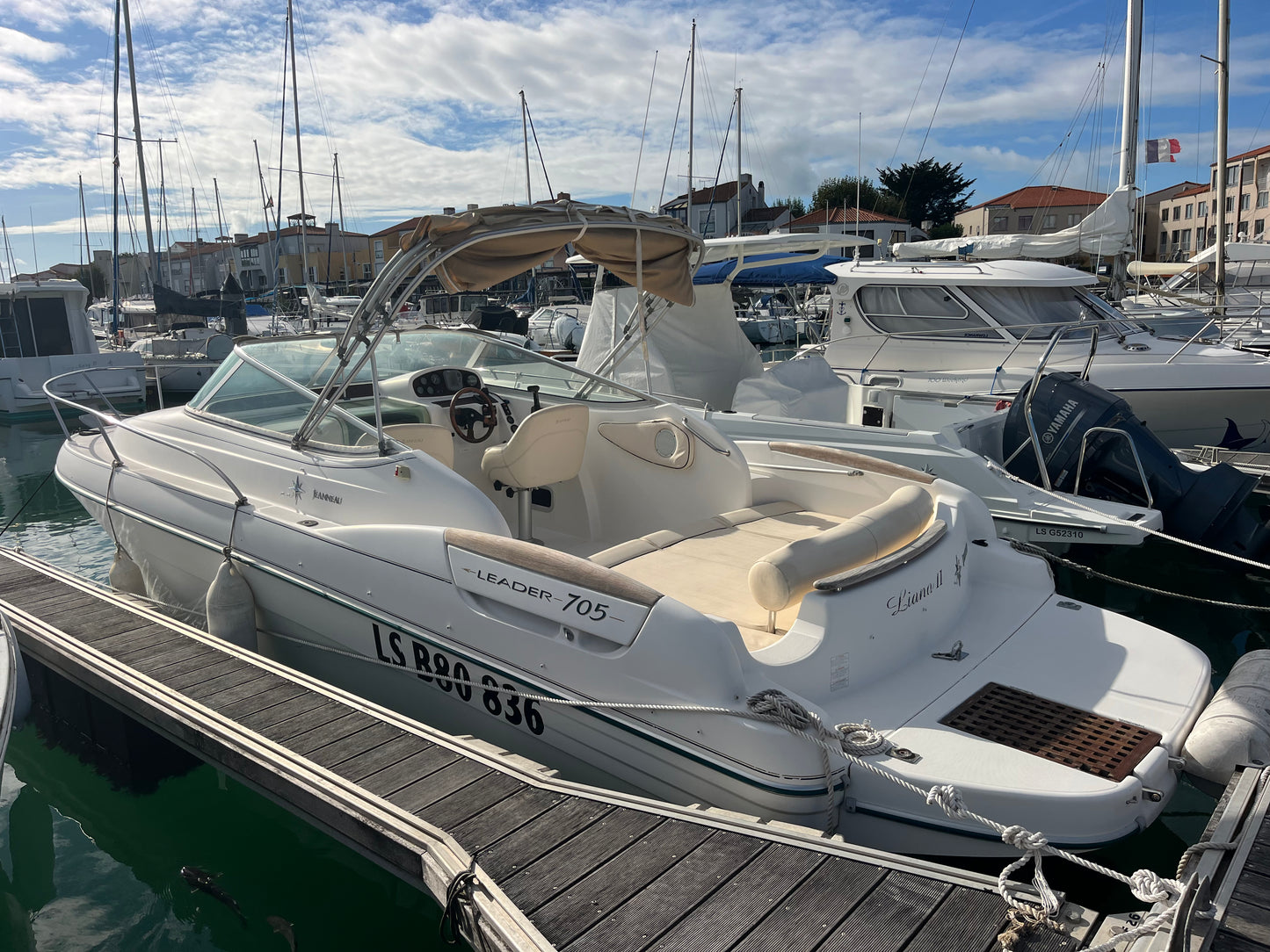 Jeanneau Leader 705