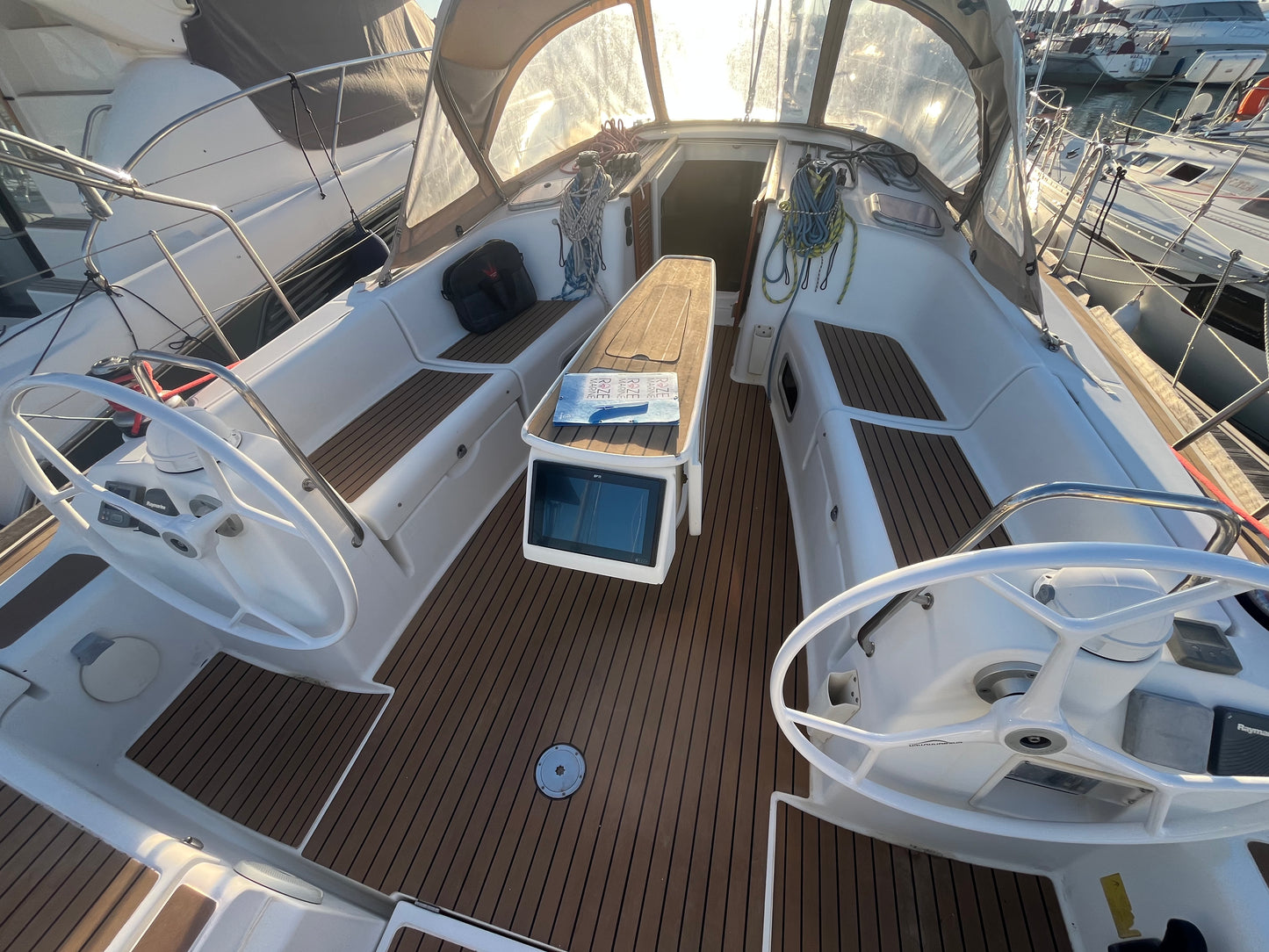 Beneteau Océanis 43