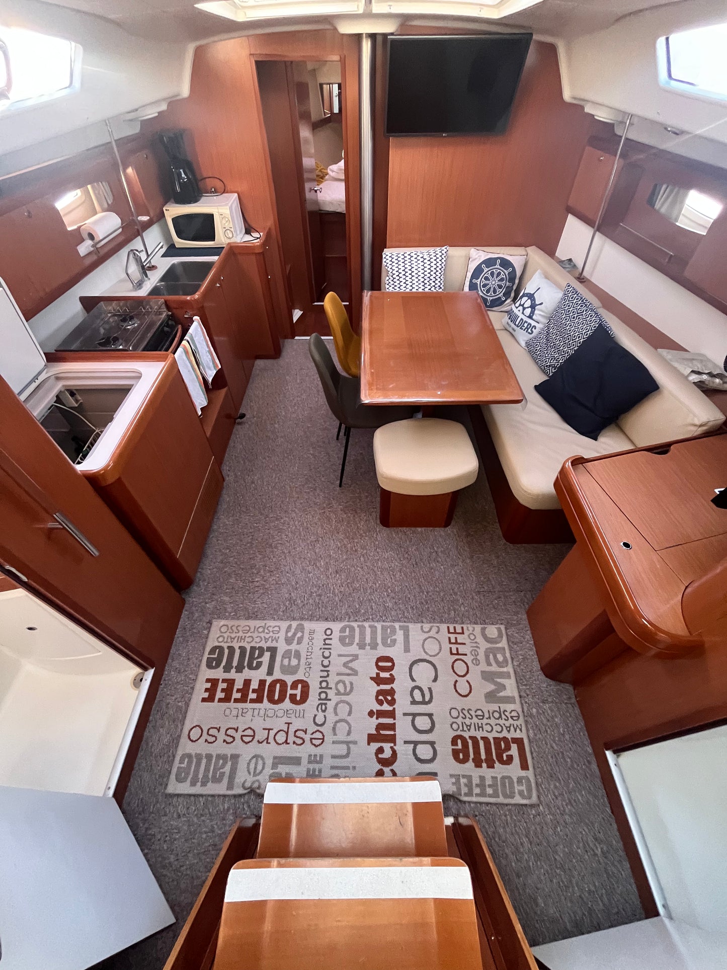 Beneteau Océanis 43