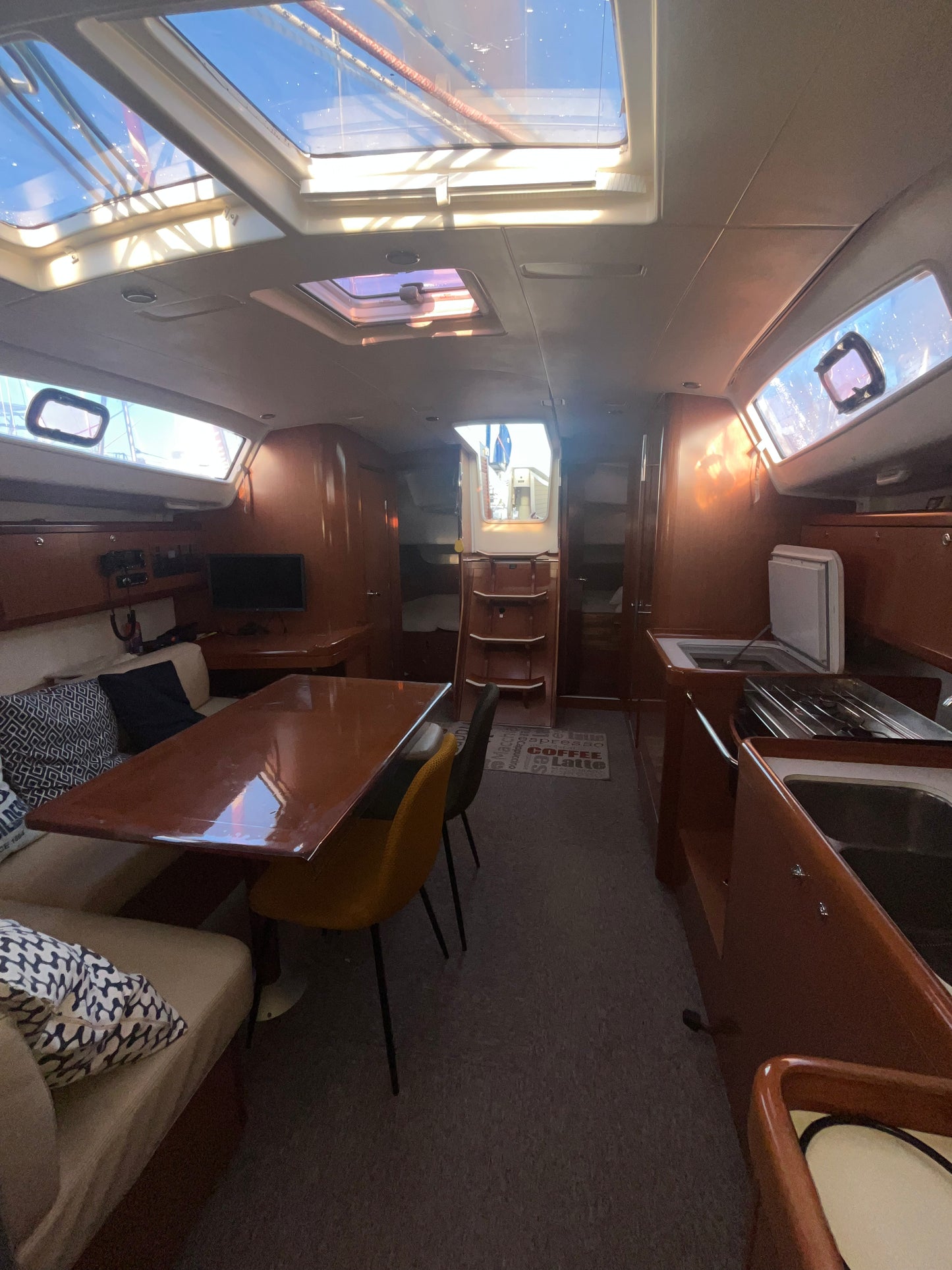 Beneteau Océanis 43