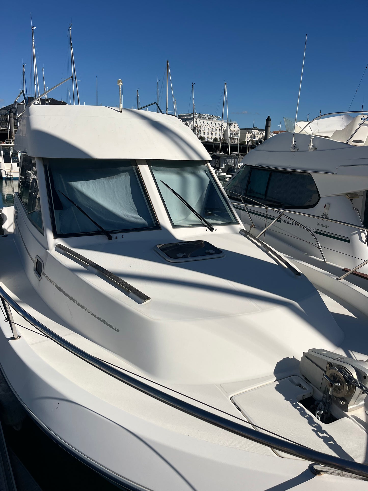 Beneteau Antares 9