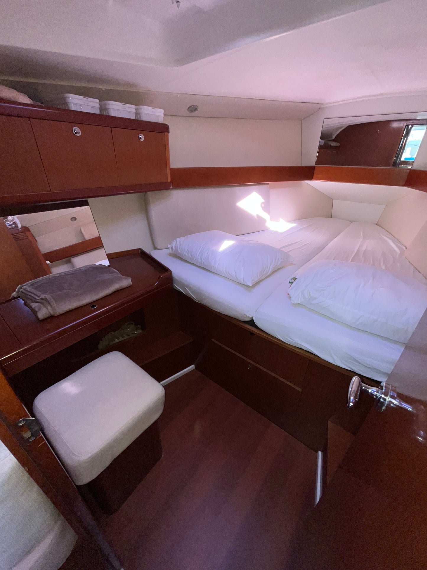 Beneteau Océanis 37