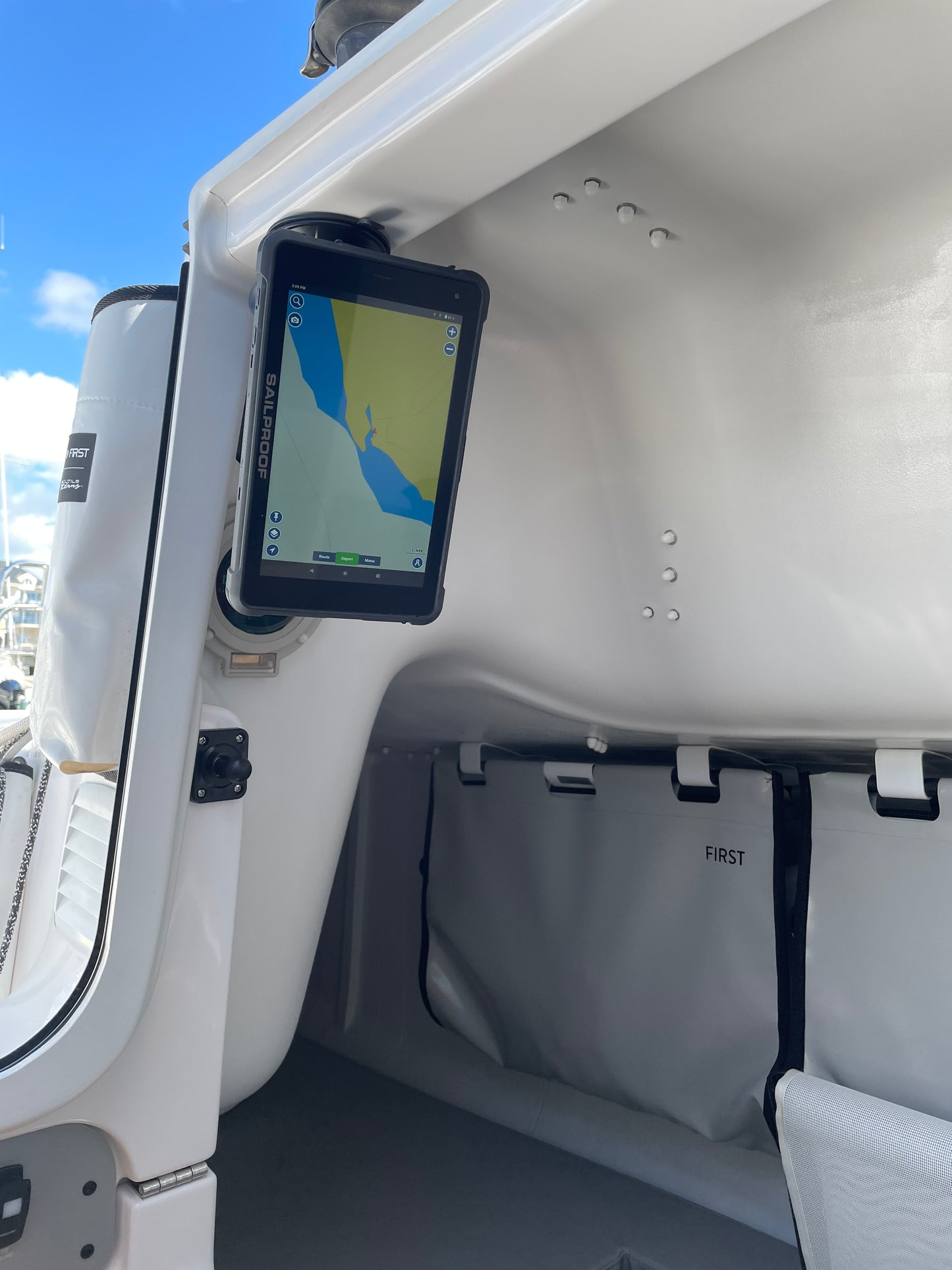 Beneteau First 27