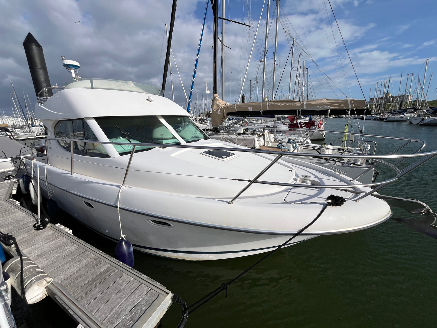 Prestige 32