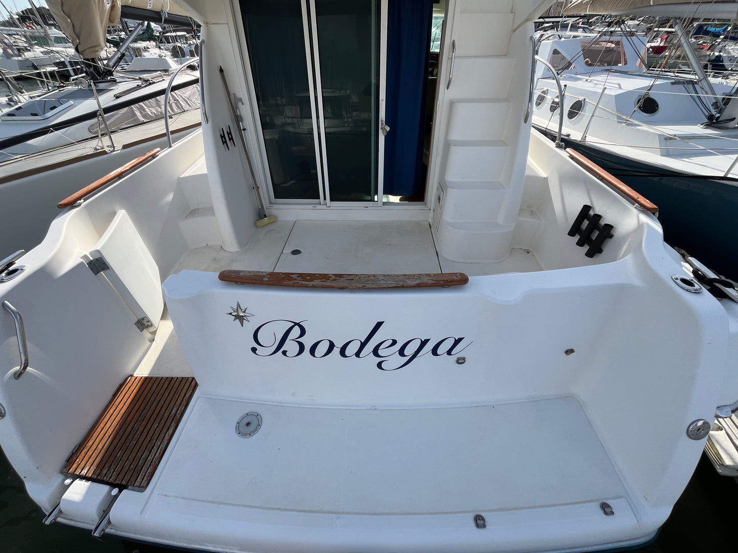 Prestige 32