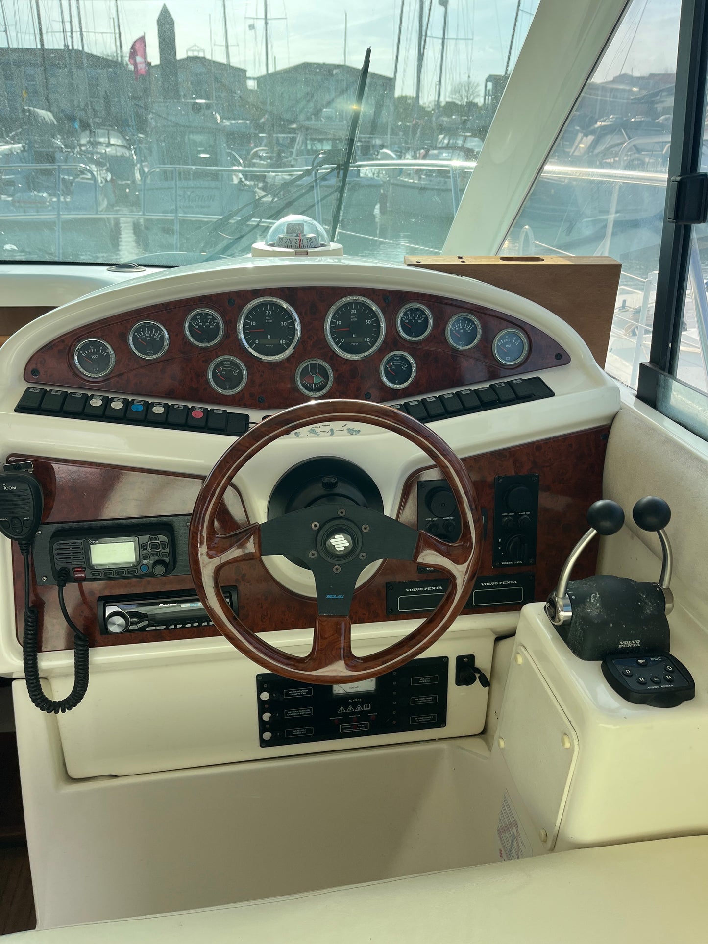 Prestige 32