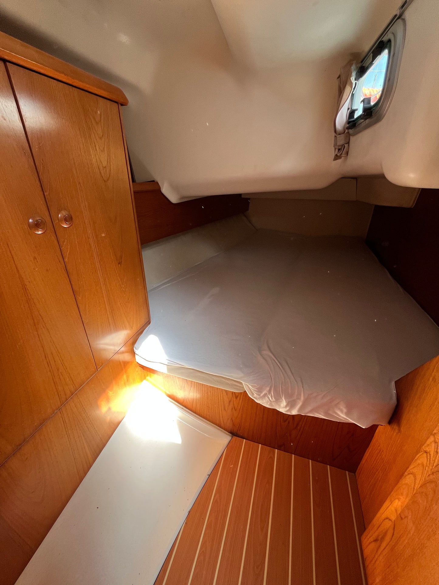Jeanneau Sun Odyssey 37
