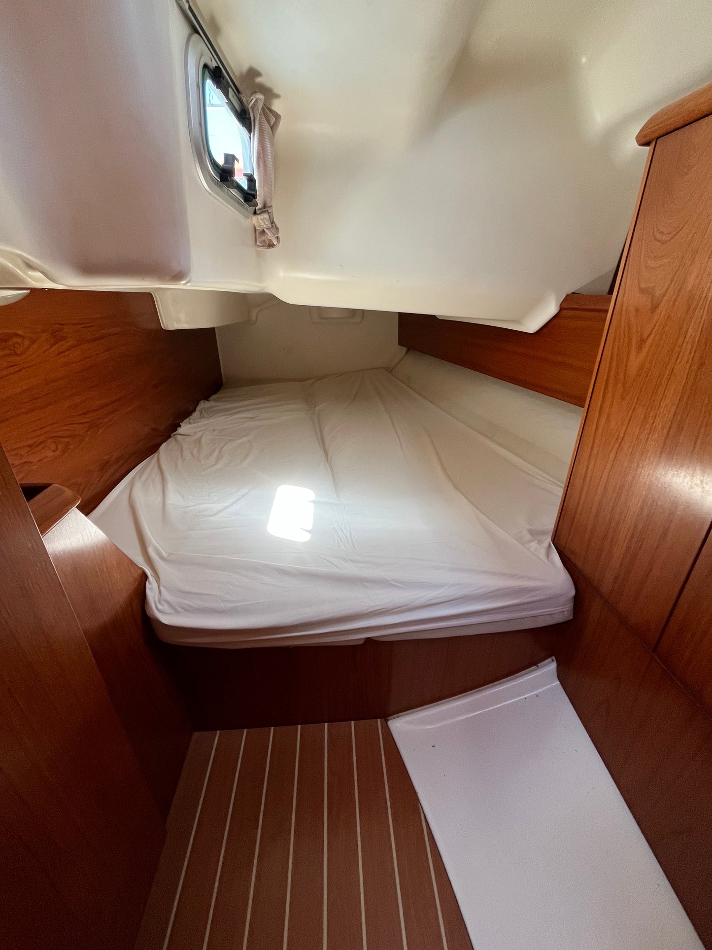 Jeanneau Sun Odyssey 37