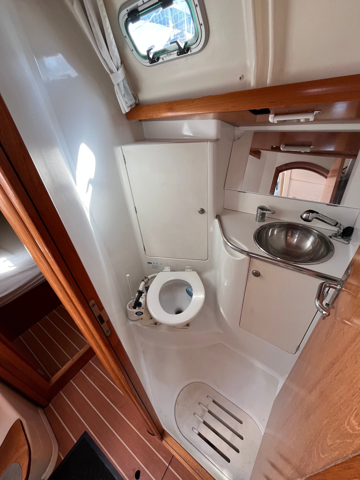 Jeanneau Sun Odyssey 37