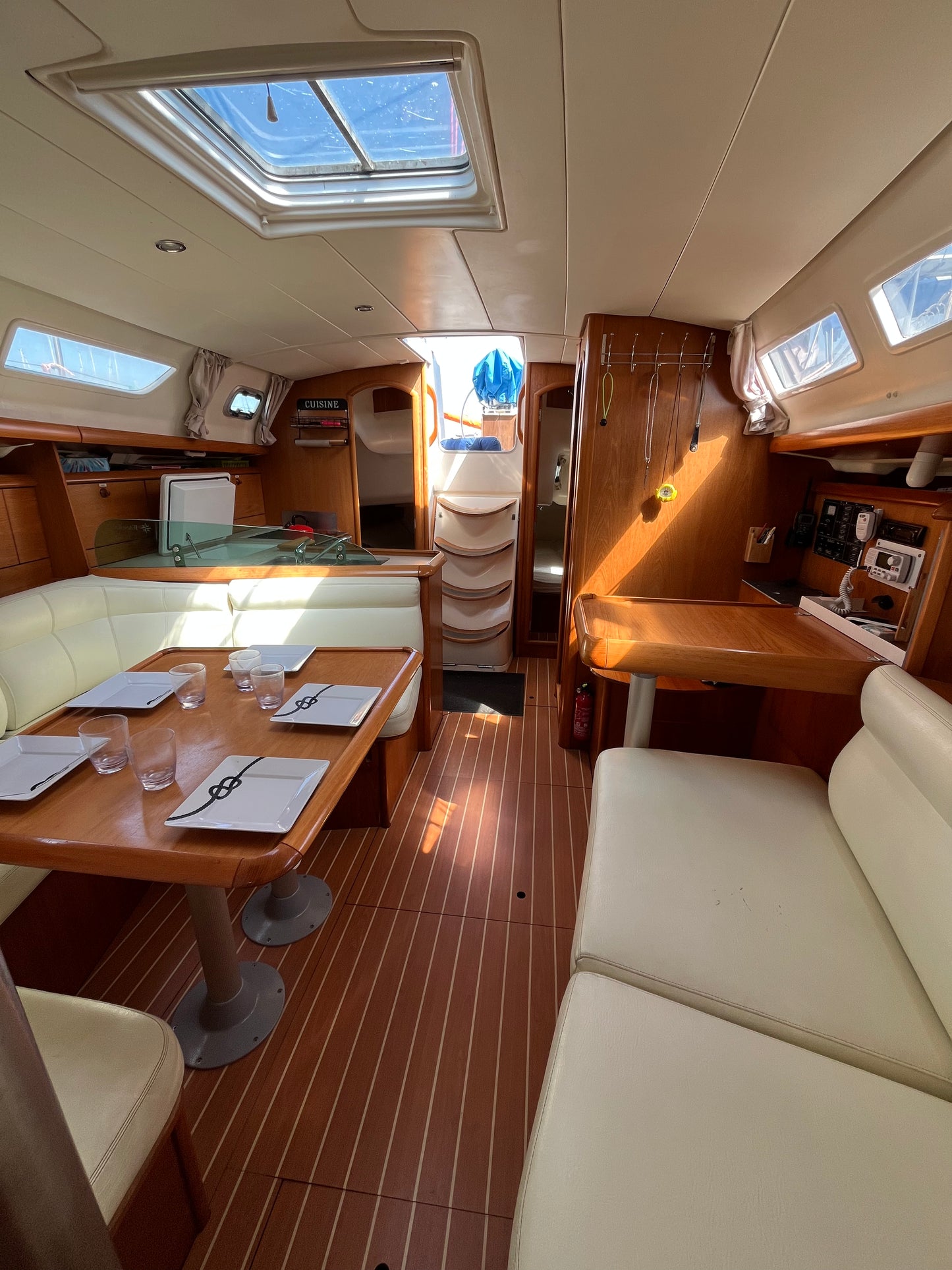 Jeanneau Sun Odyssey 37