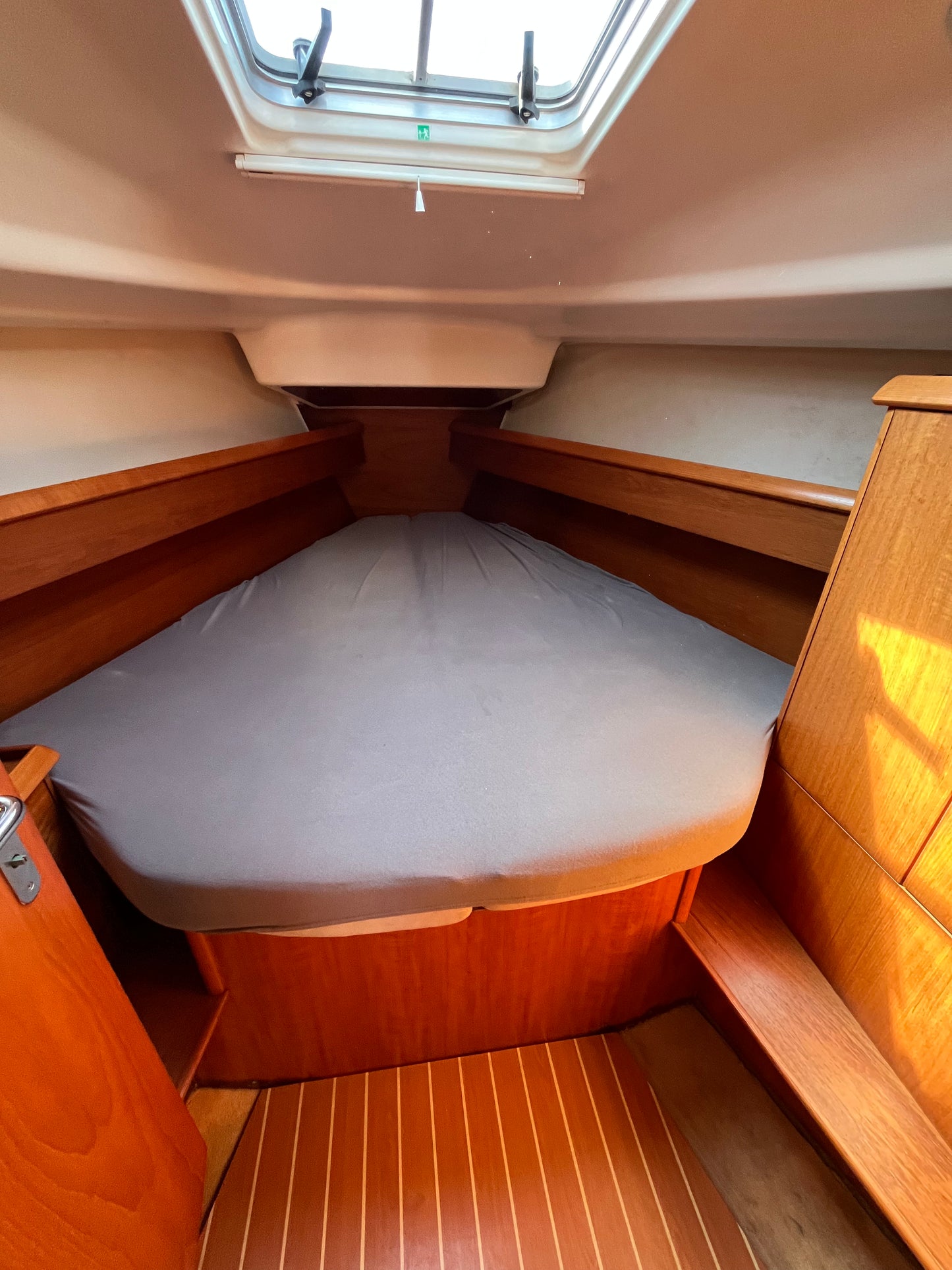 Jeanneau Sun Odyssey 37