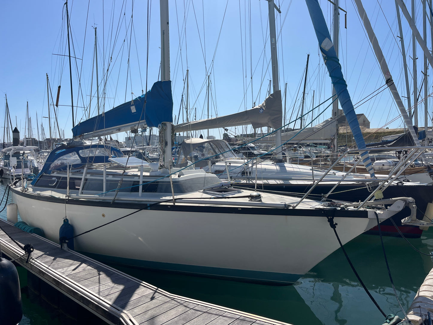 Dufour 31
