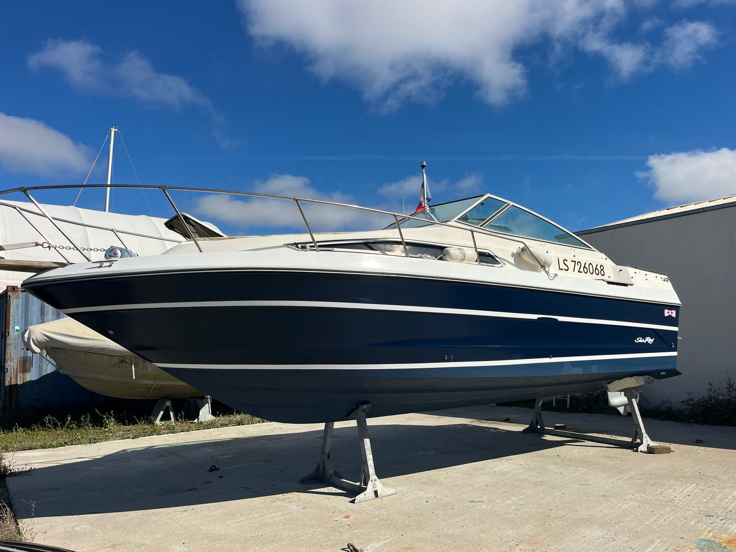 Sea Ray Sundancer 250