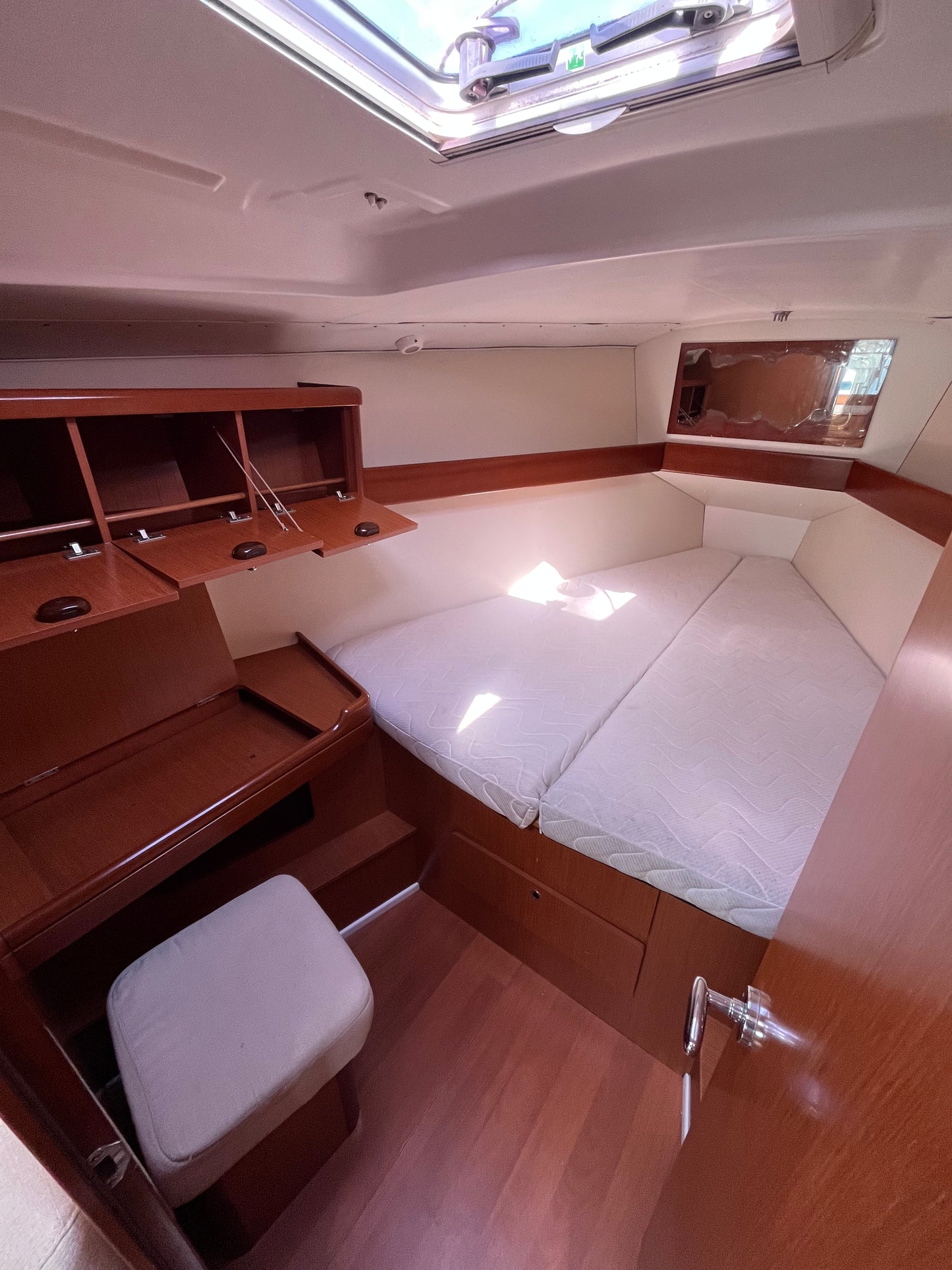 Beneteau Océanis 37