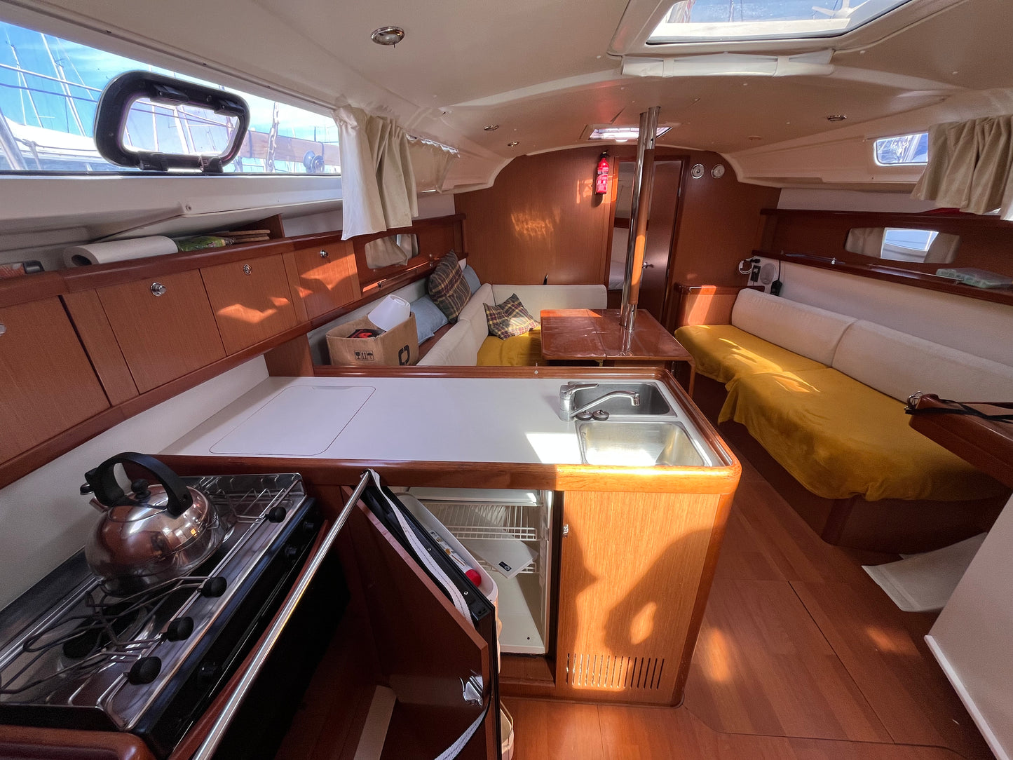 Beneteau Océanis 37