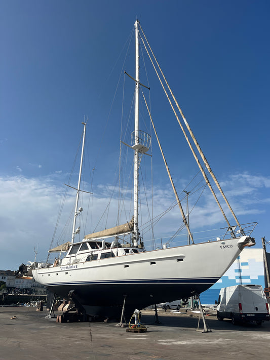 Palmer & Johnson Ketch 76
