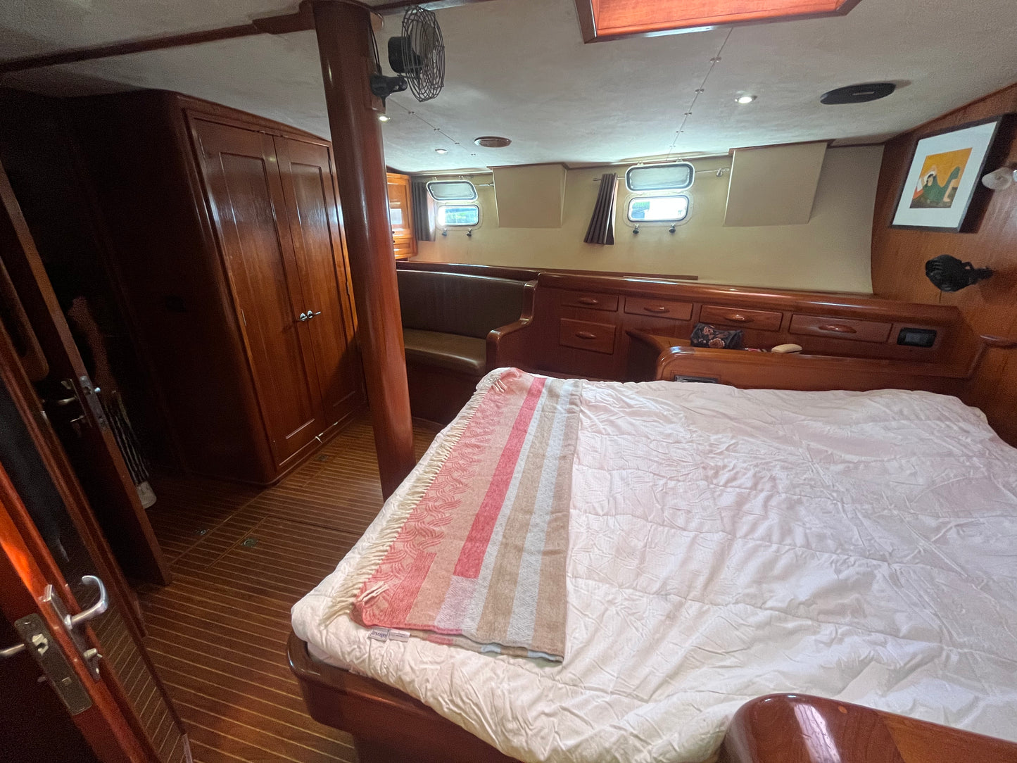 Palmer & Johnson Ketch 76