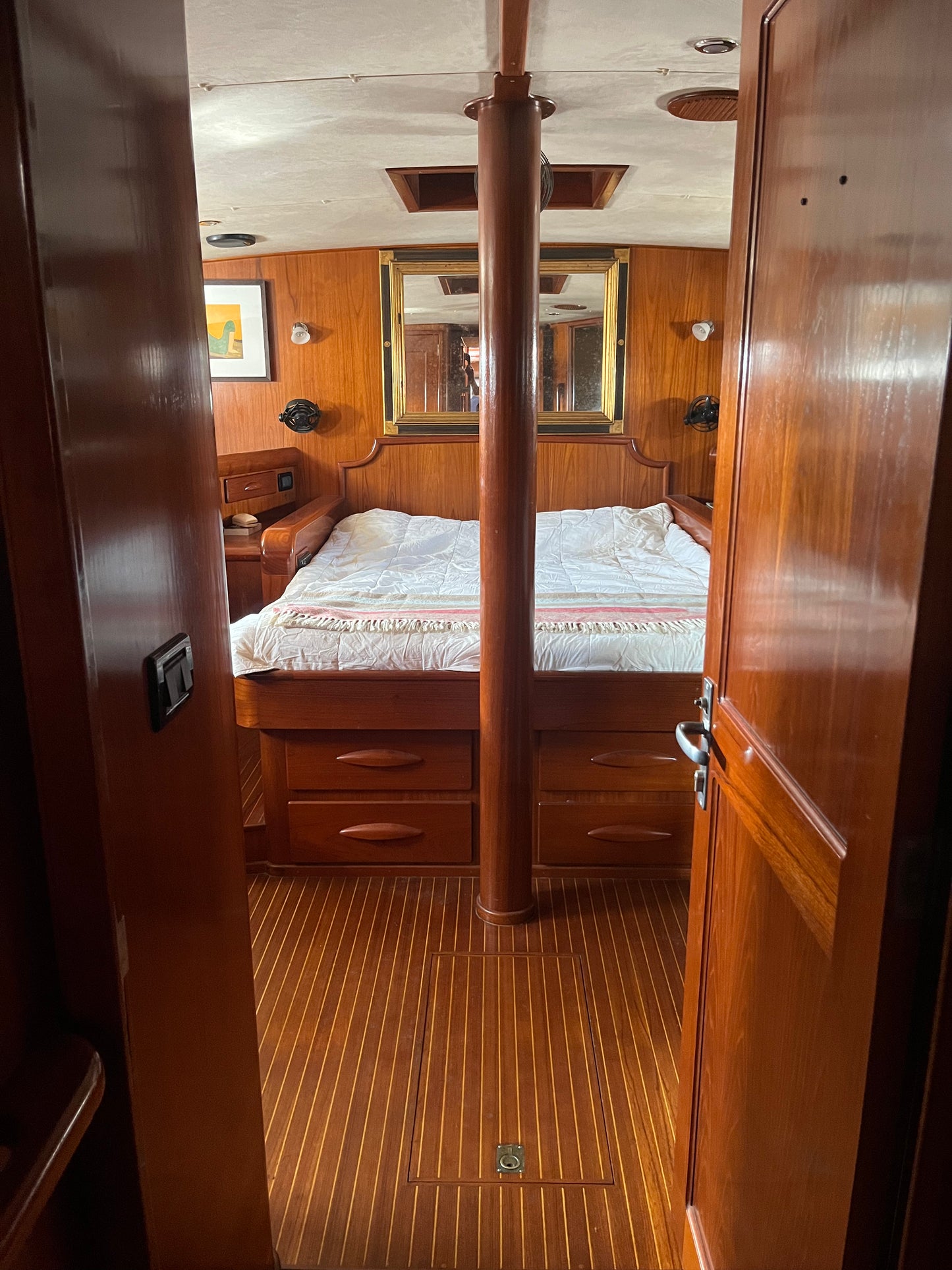 Palmer & Johnson Ketch 76