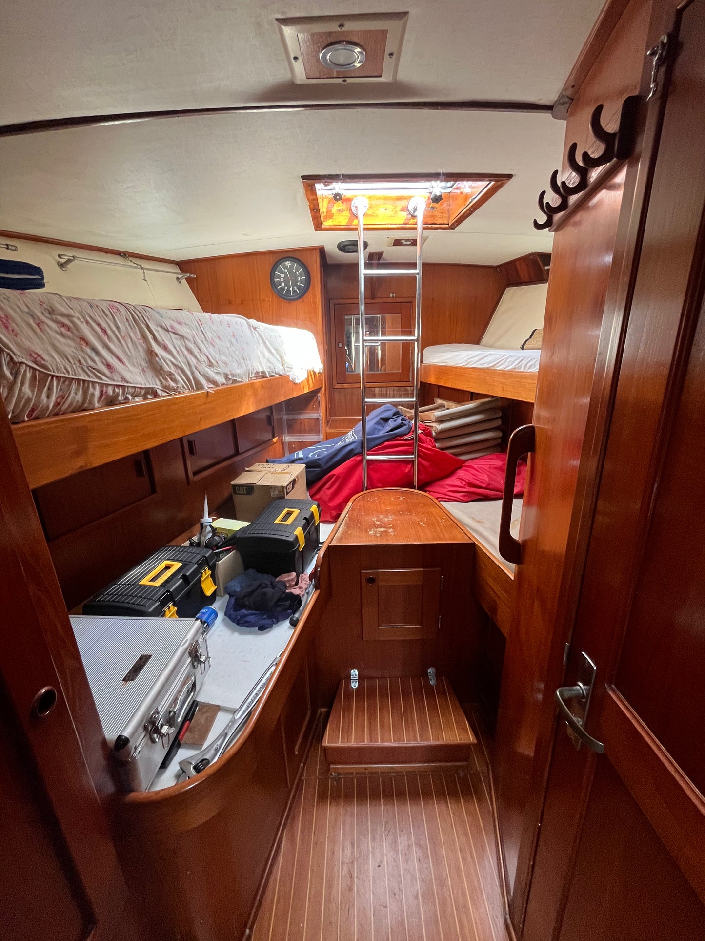 Palmer & Johnson Ketch 76