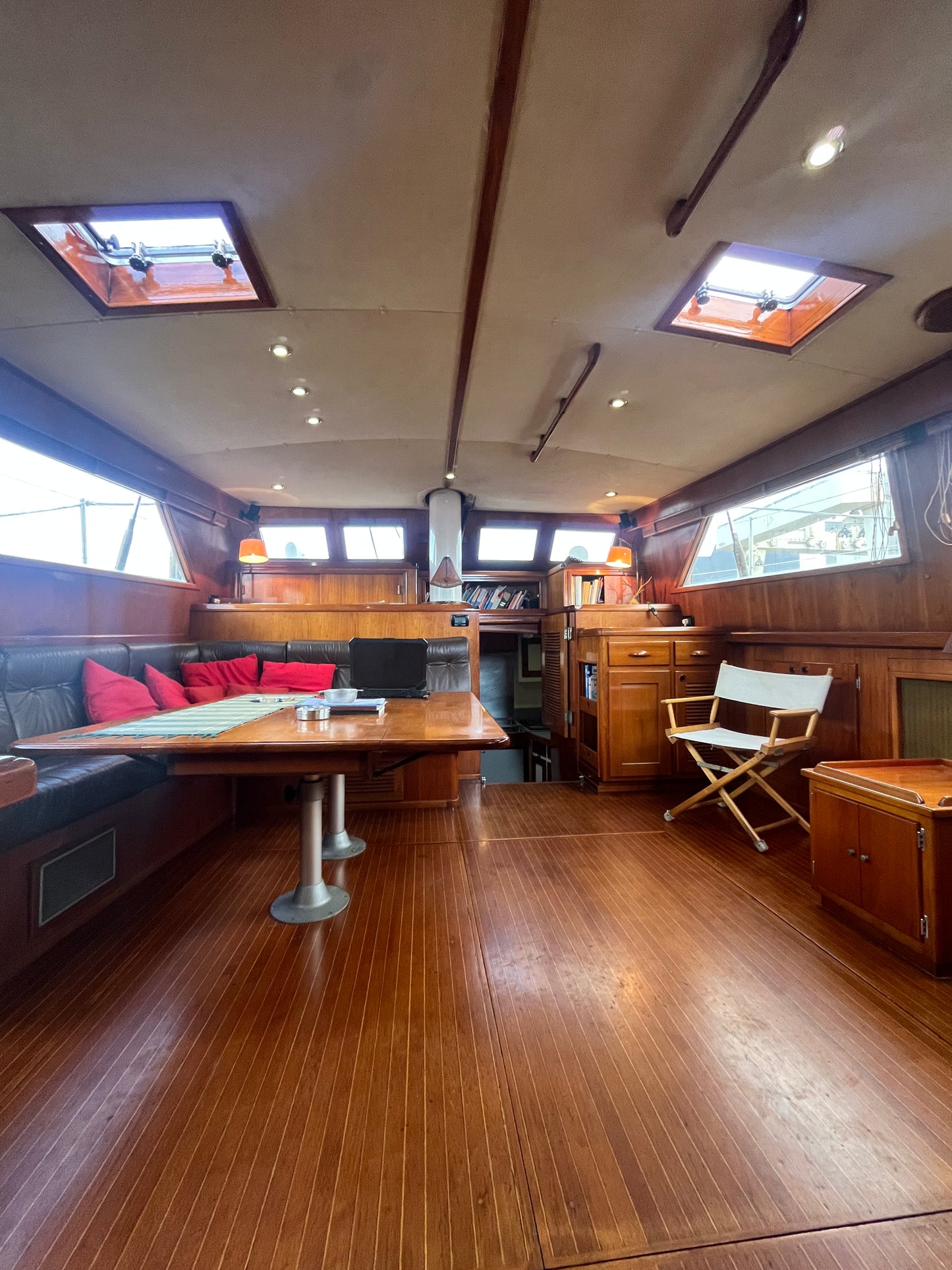 Palmer & Johnson Ketch 76