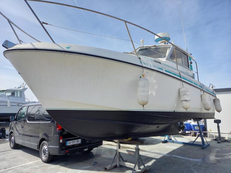 Beneteau Antares 8